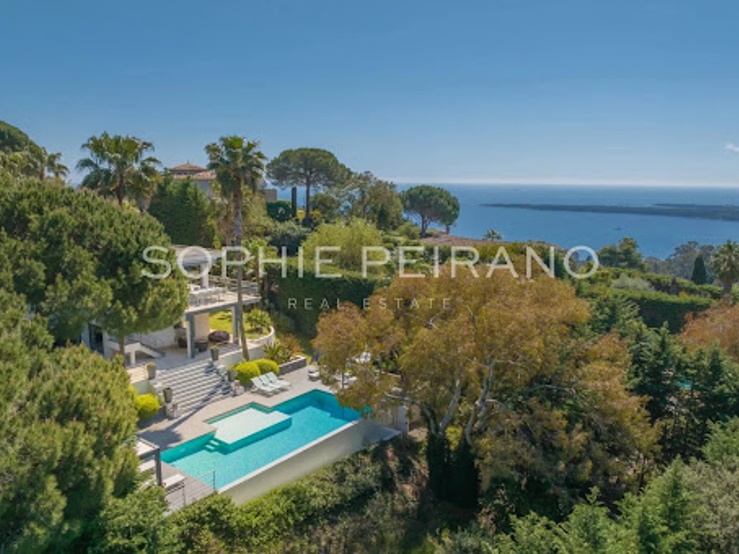 Maison à vendre - 6 pièces - 258m2 - Cannes (06400)