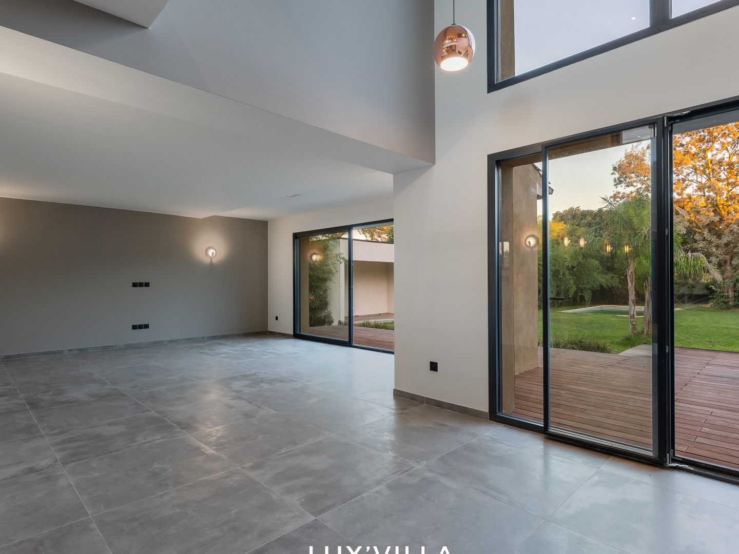 Maison à vendre - 7 pièces - 227m2 - Mauguio (34130)