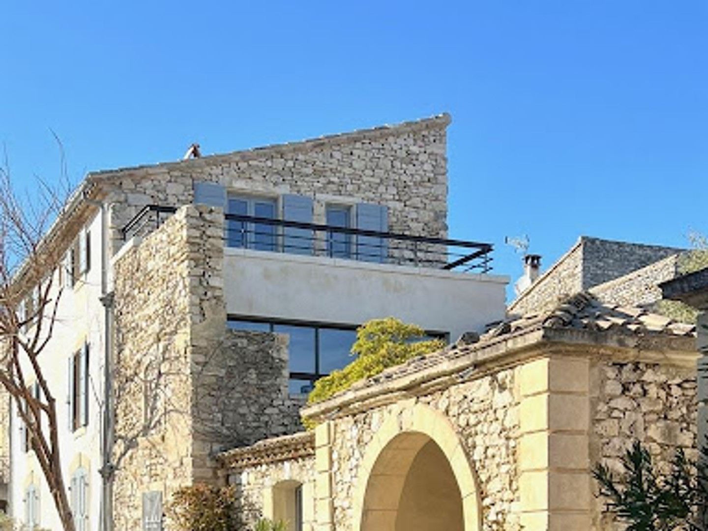 Maison à vendre - 7 pièces - 270m2 - Grignan (26230)