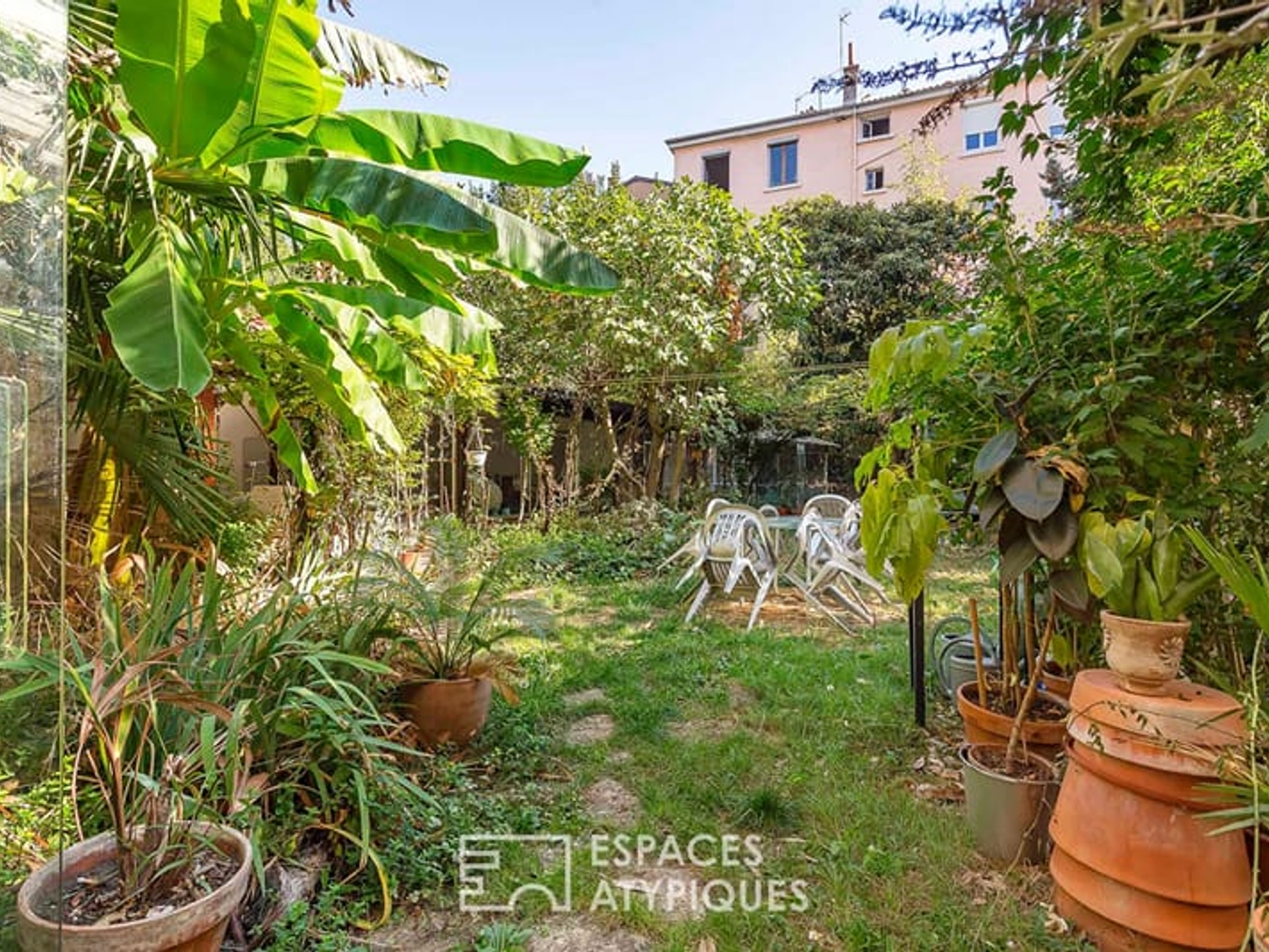 Canut avec jardin à rénover au coeur de la Croix Rousse