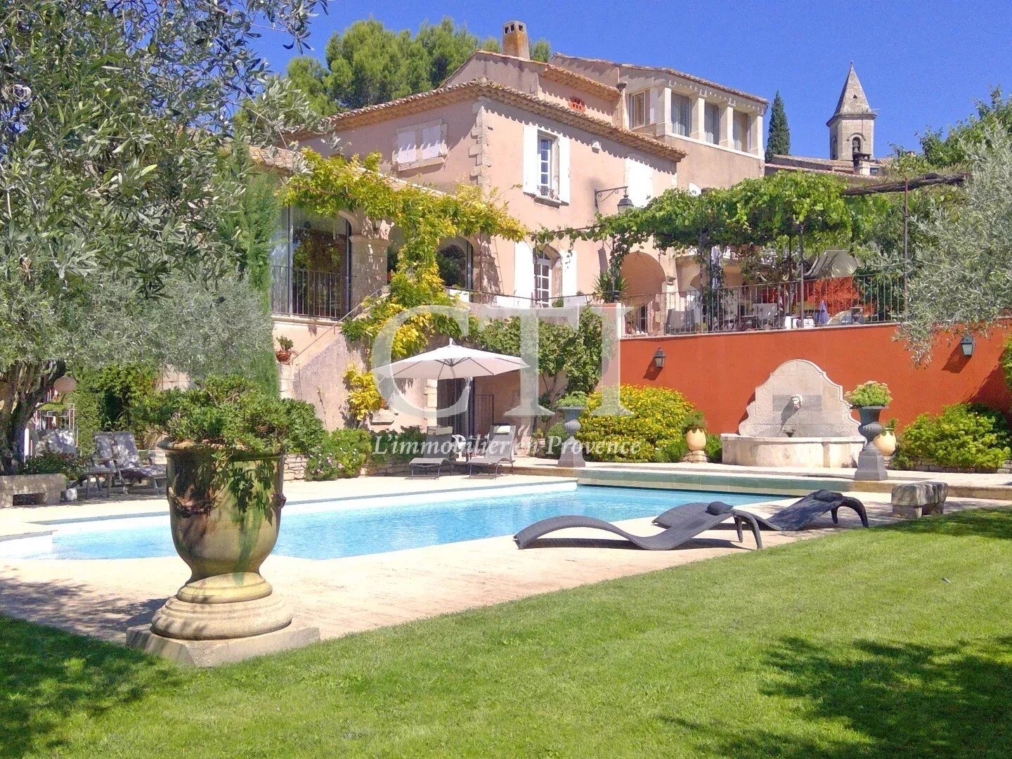 Exceptionnelle maison au charme de l'ancien et au confort contem