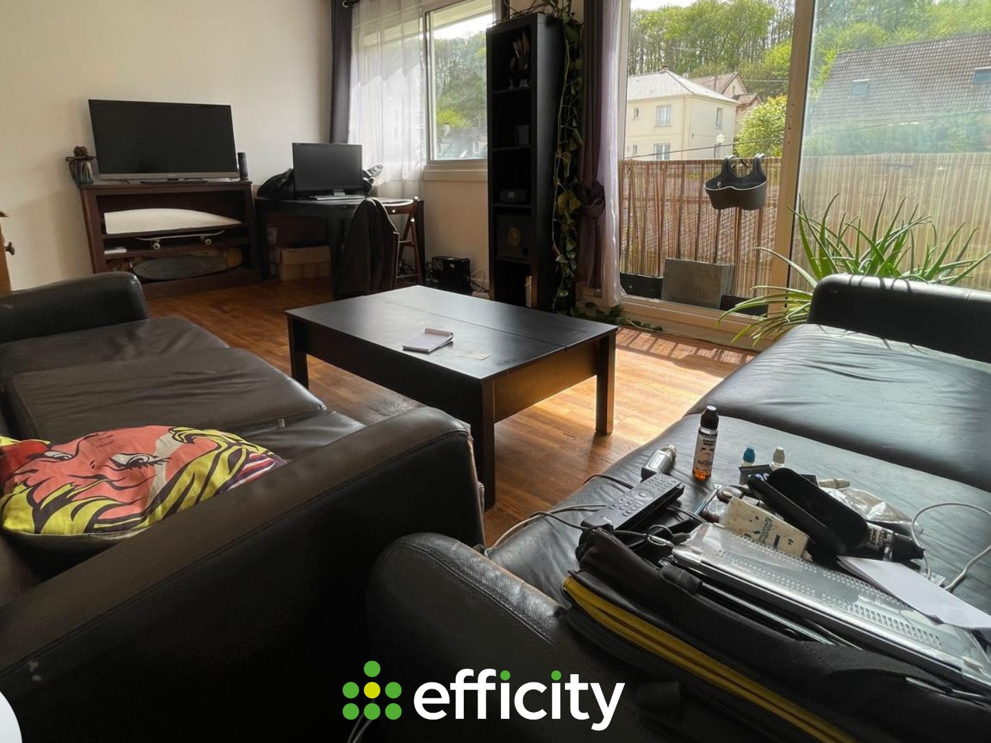 Appartement à vendre - 4 pièces - 74m2 - Saint-Cyr-L'école (78210)