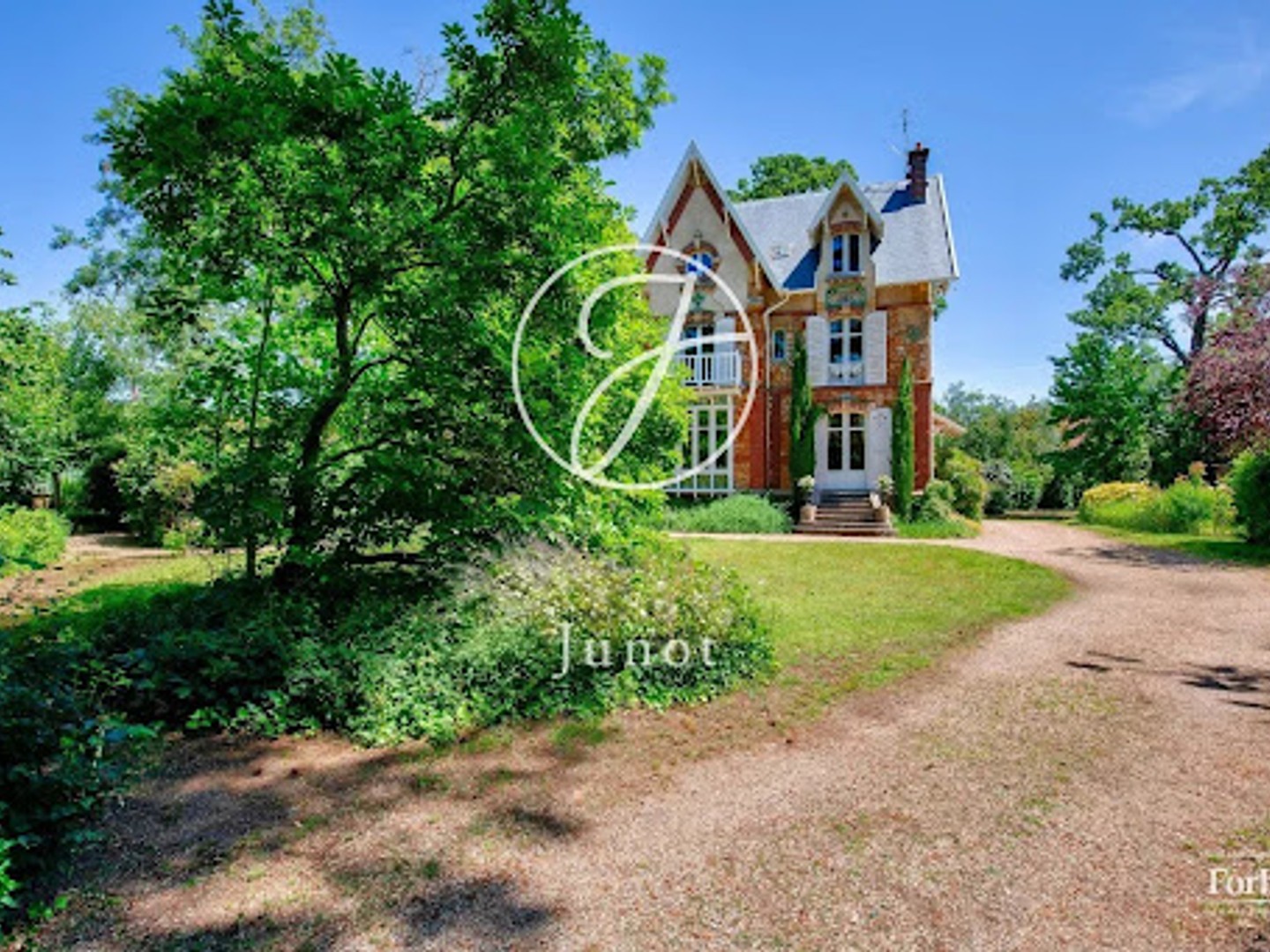 Maison à vendre - 9 pièces - 168m2 - Le Vésinet (78110)