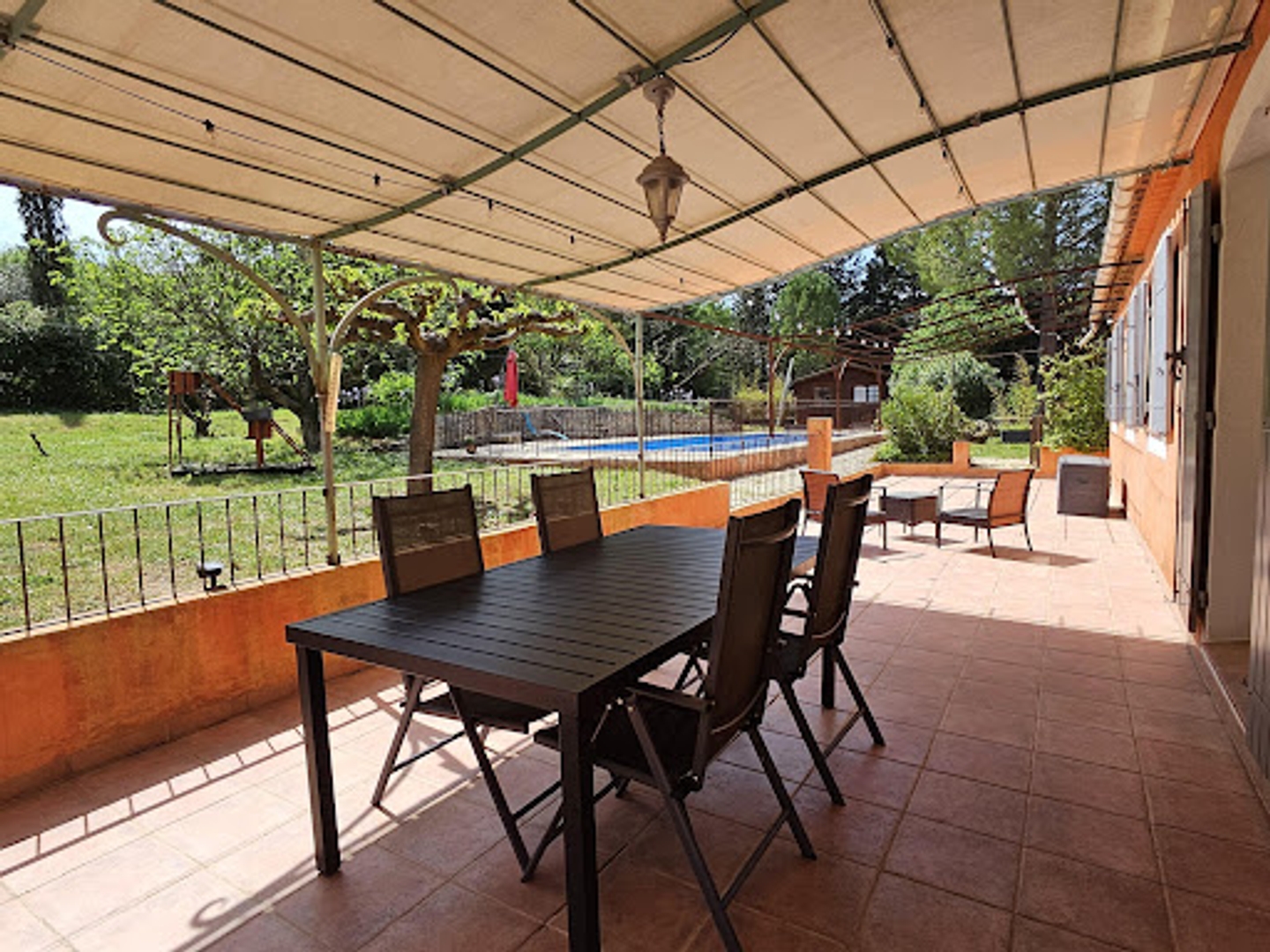 Maison à vendre - 6 pièces - 128m2 - Lorgues (83510)