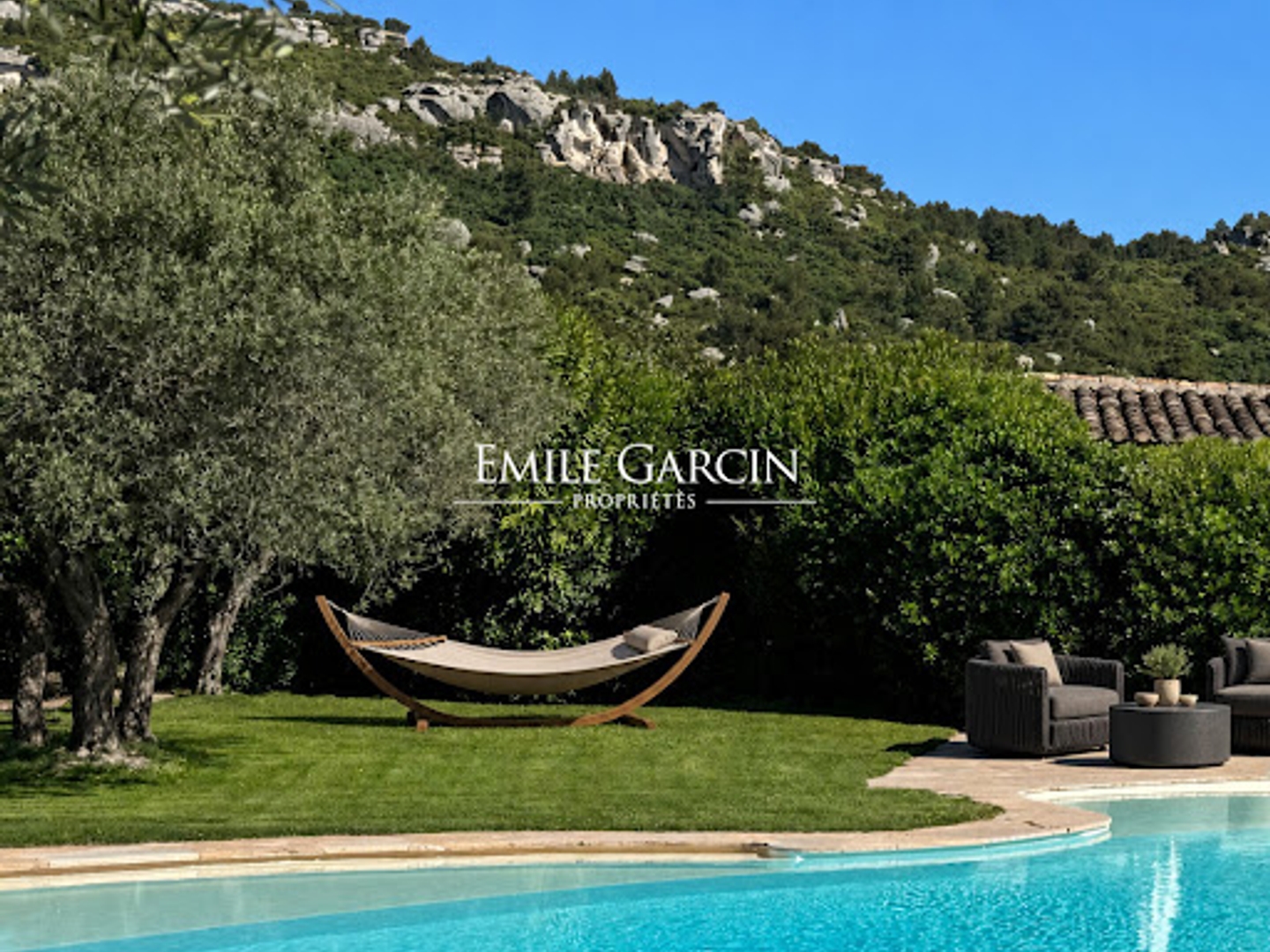 Maison 30 pièces 1655 m²