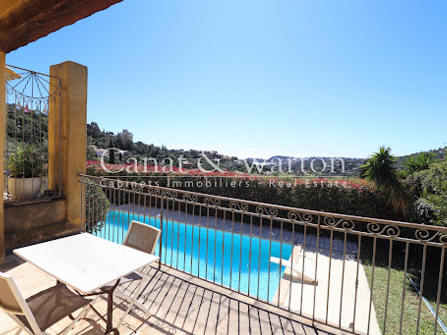 Maison à vendre - 6 pièces - 135m2 - Cavalaire-Sur-Mer (83240)