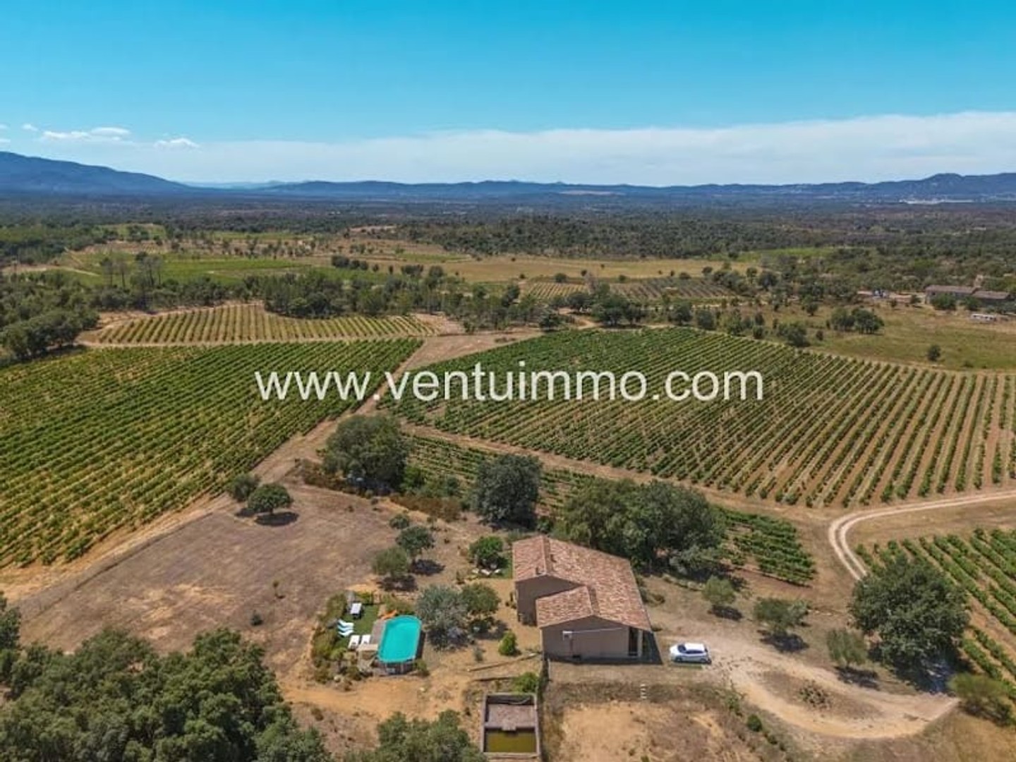Terrain à vendre - 14400m2 - La Garde-Freinet (83680)