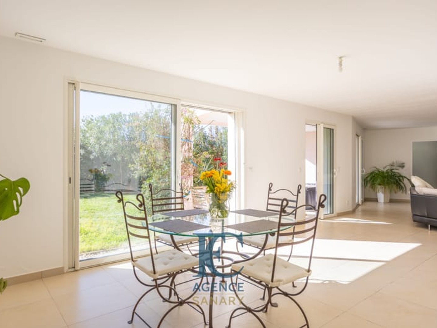 Maison à vendre - 5 pièces - 140m2 - Six-Fours-Les-Plages (83140)