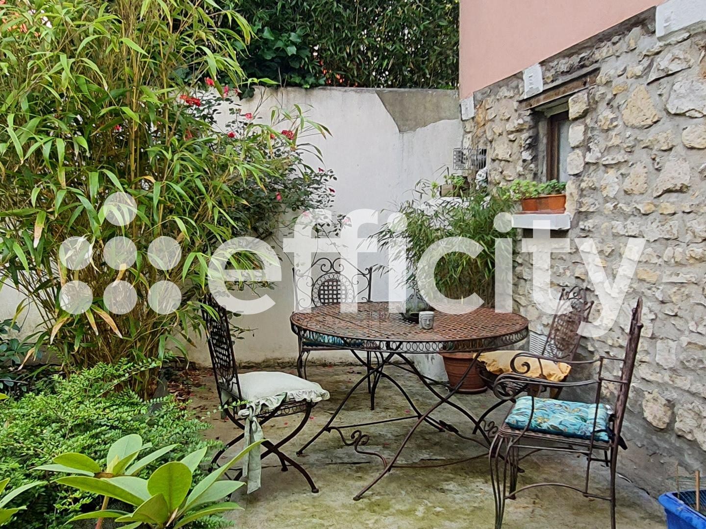 Maison 7 pièces 146 m²