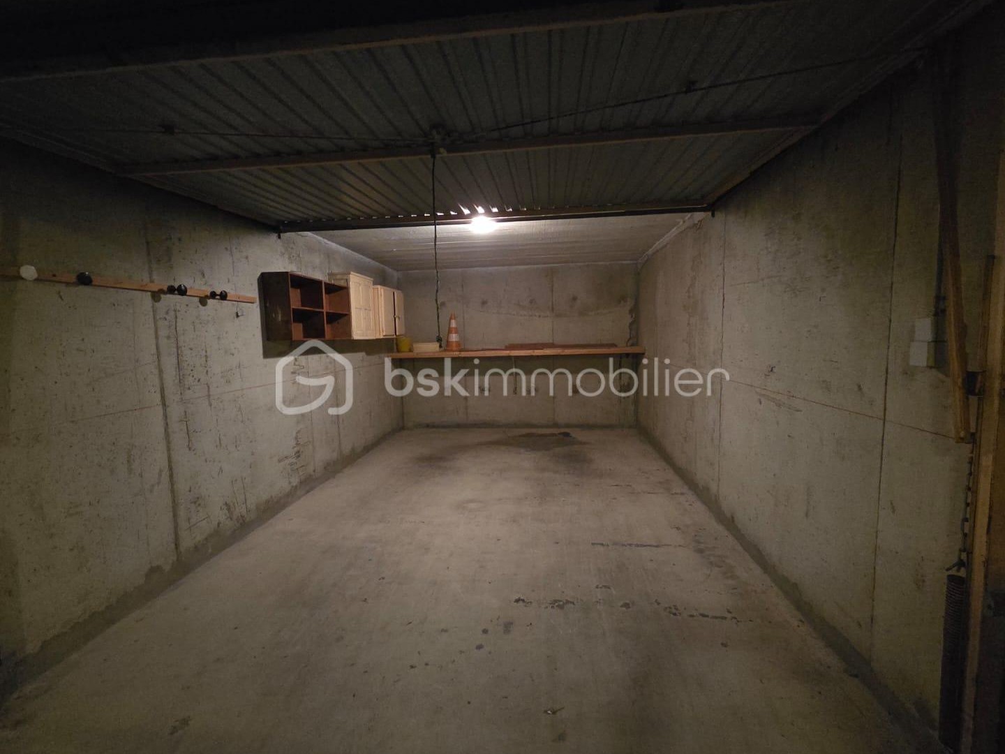 Parking / garage / box à vendre - 15m2 - Noirmoutier-En-L'île (85330)