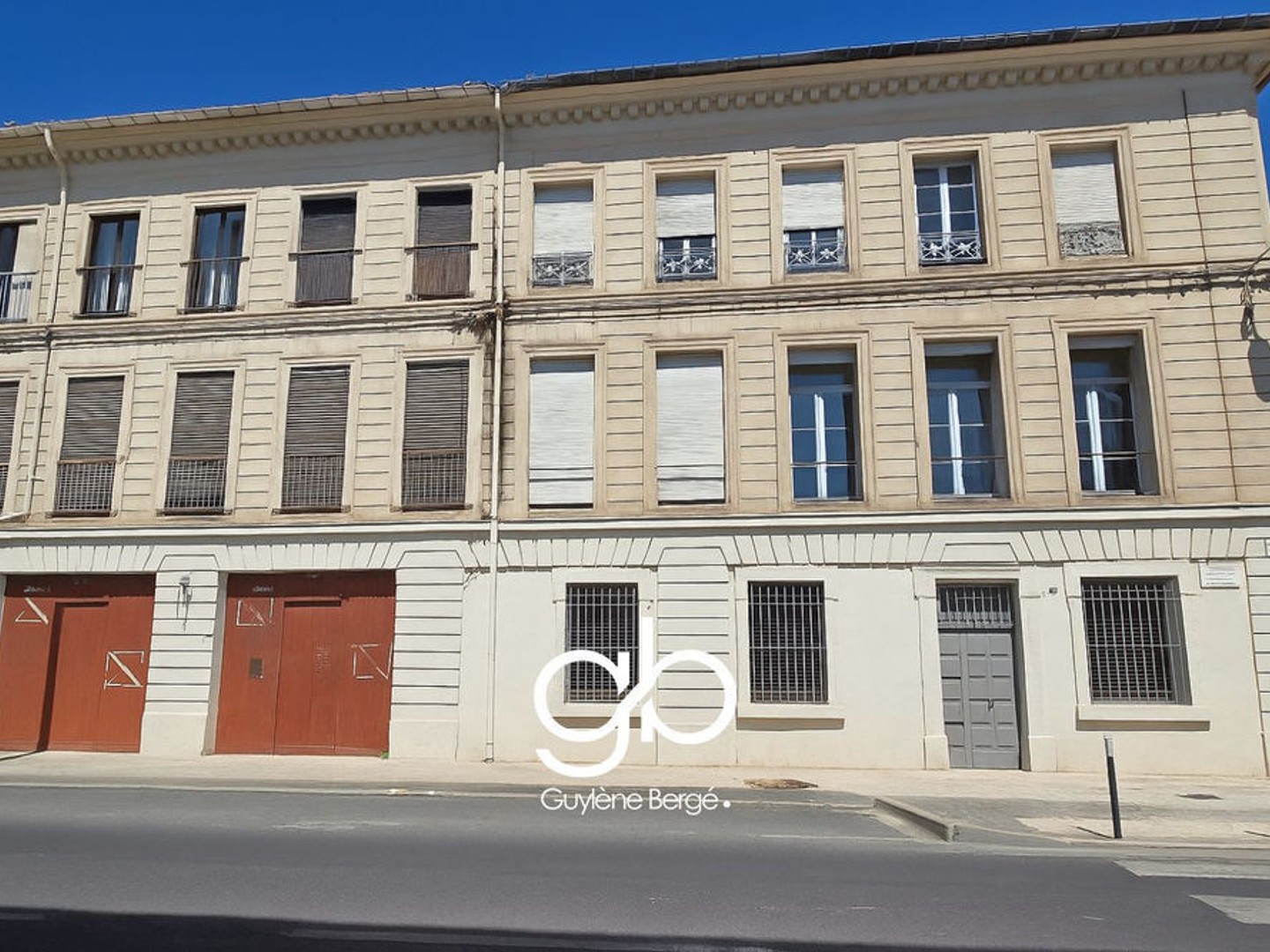 Immeuble 17 pièces 492 m2 Centre-ville Lunel Spécial Investisseur
