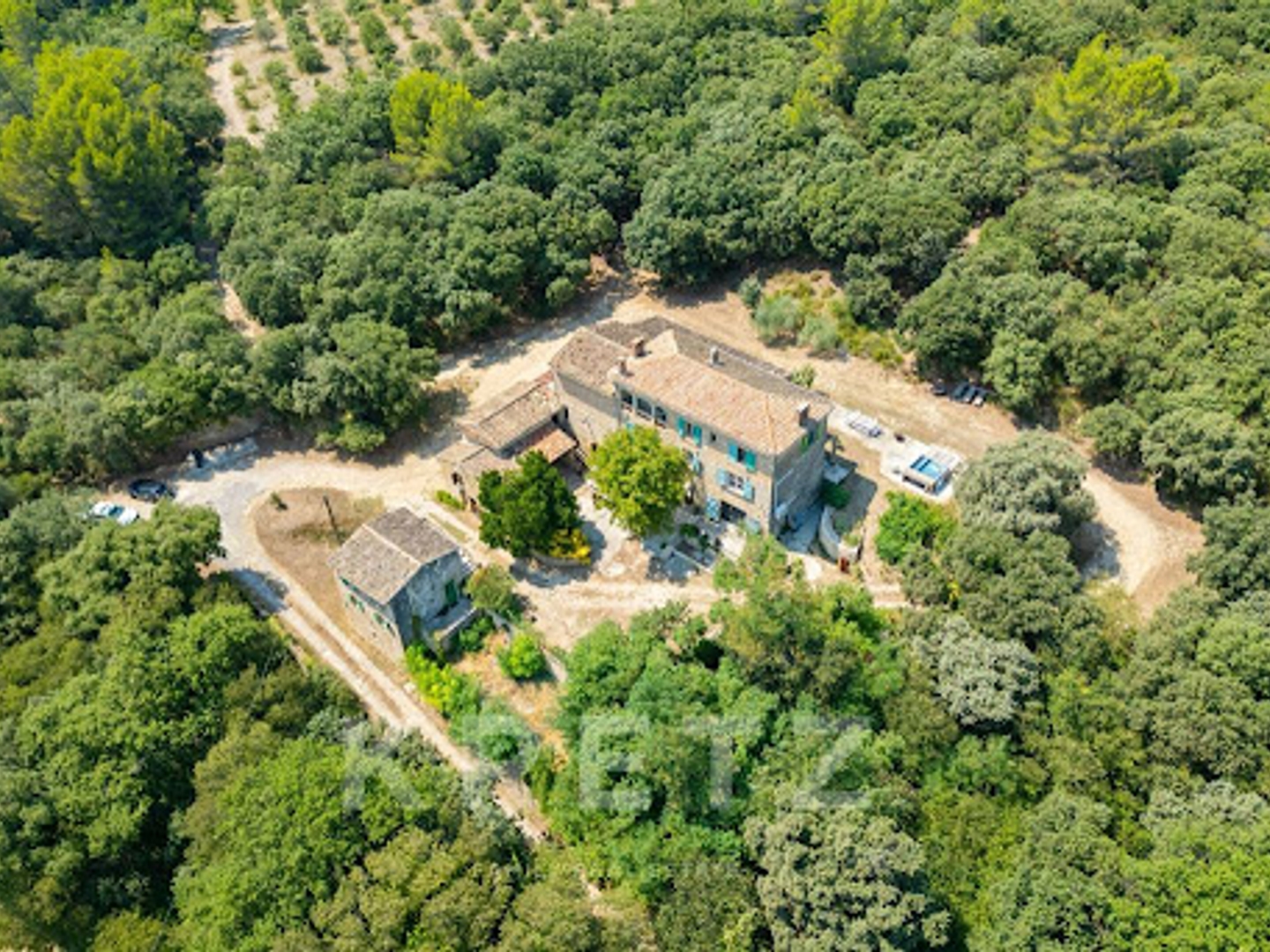 Maison 10 pièces 260 m²