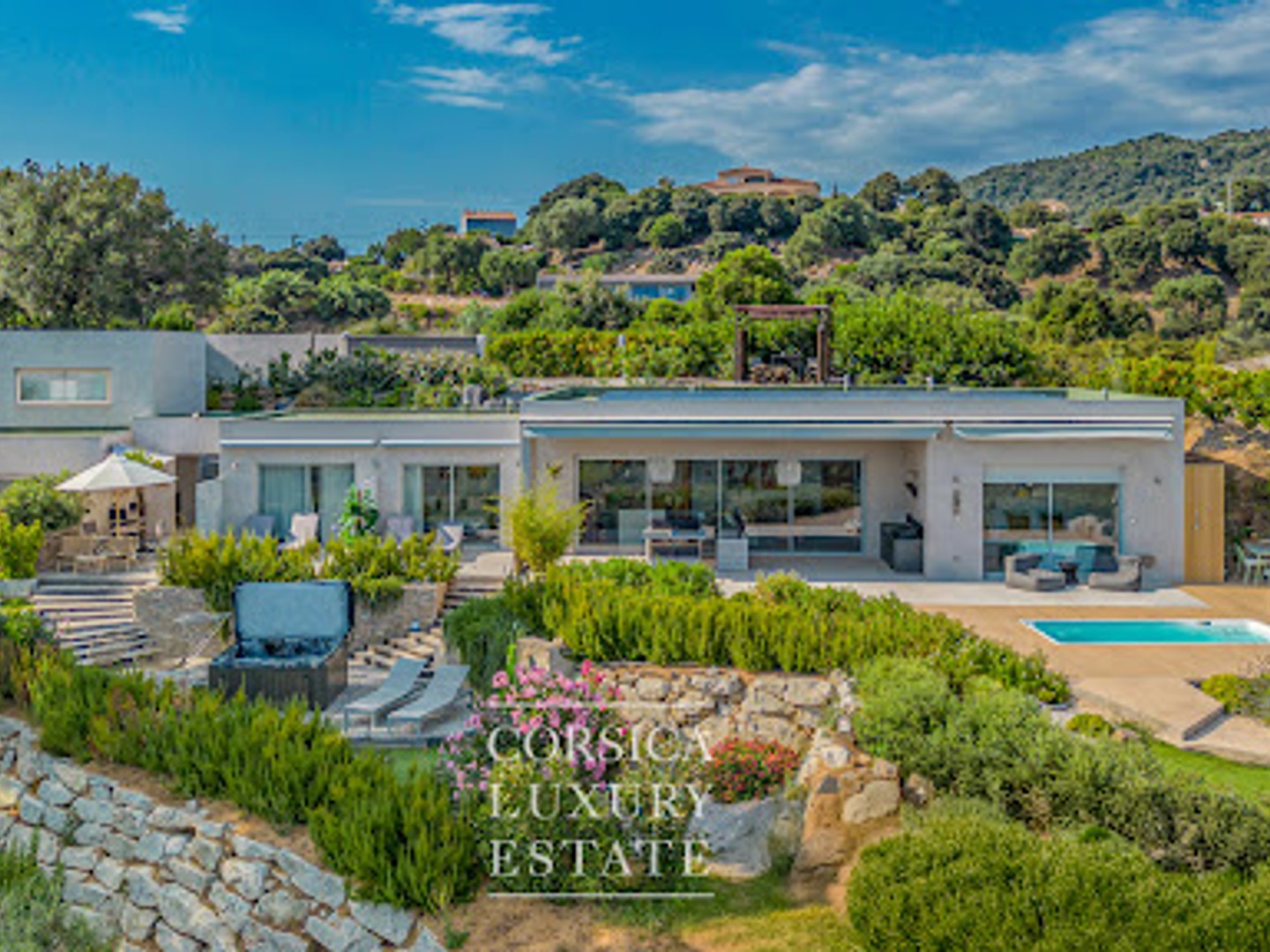 Villa 6 pièces 200 m²