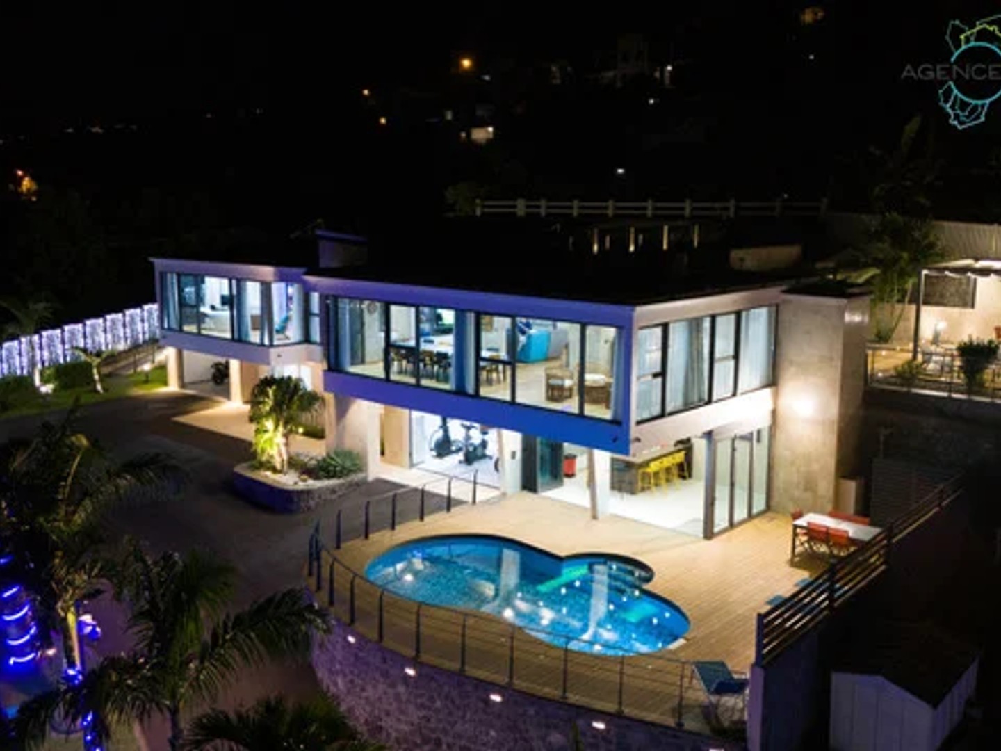 Villa 7 pièces 287 m²