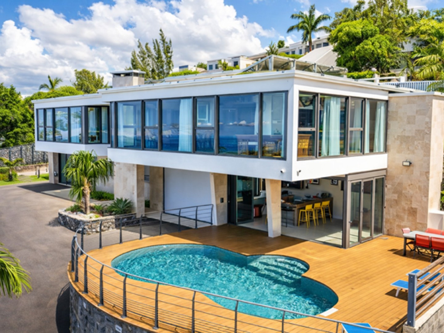 Maison à vendre - 7 pièces - 287m2 - Saint-Denis (97400)