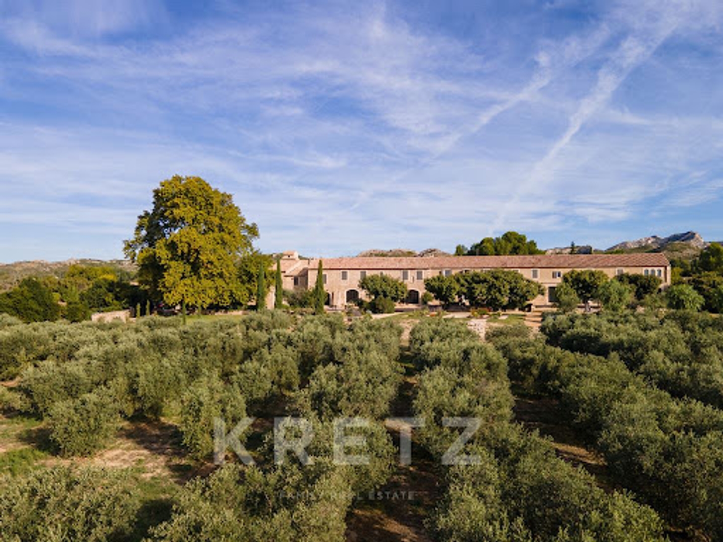 Maison à vendre - 16 pièces - 1368m2 - Saint-Rémy-De-Pro... (13210)