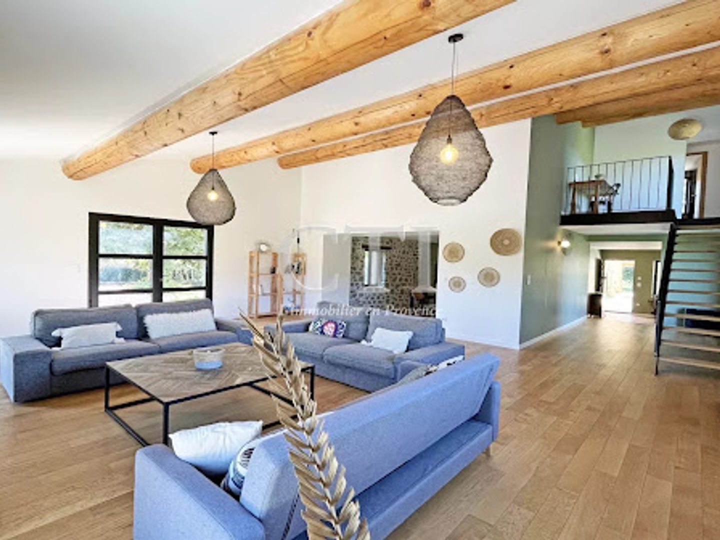 Maison à vendre - 6 pièces - 226m2 - Vaison-La-Romaine (84110)