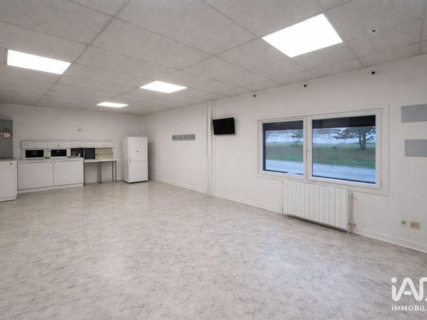 Immeuble à vendre - 1800m2 - Cambrai (59400)