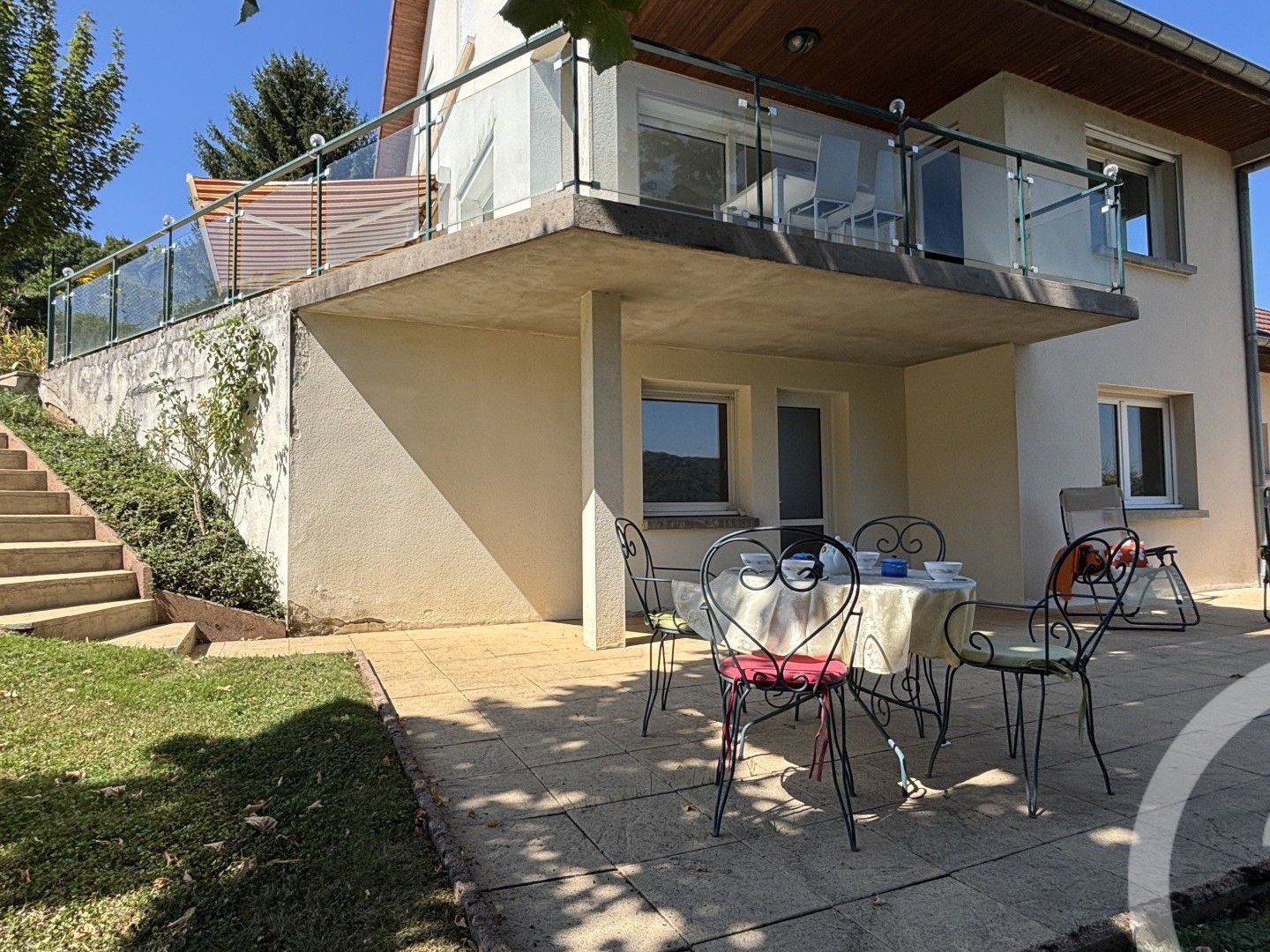 Maison à vendre - 7 pièces - 188m2 - Roche-Lez-Beaupré (25220)