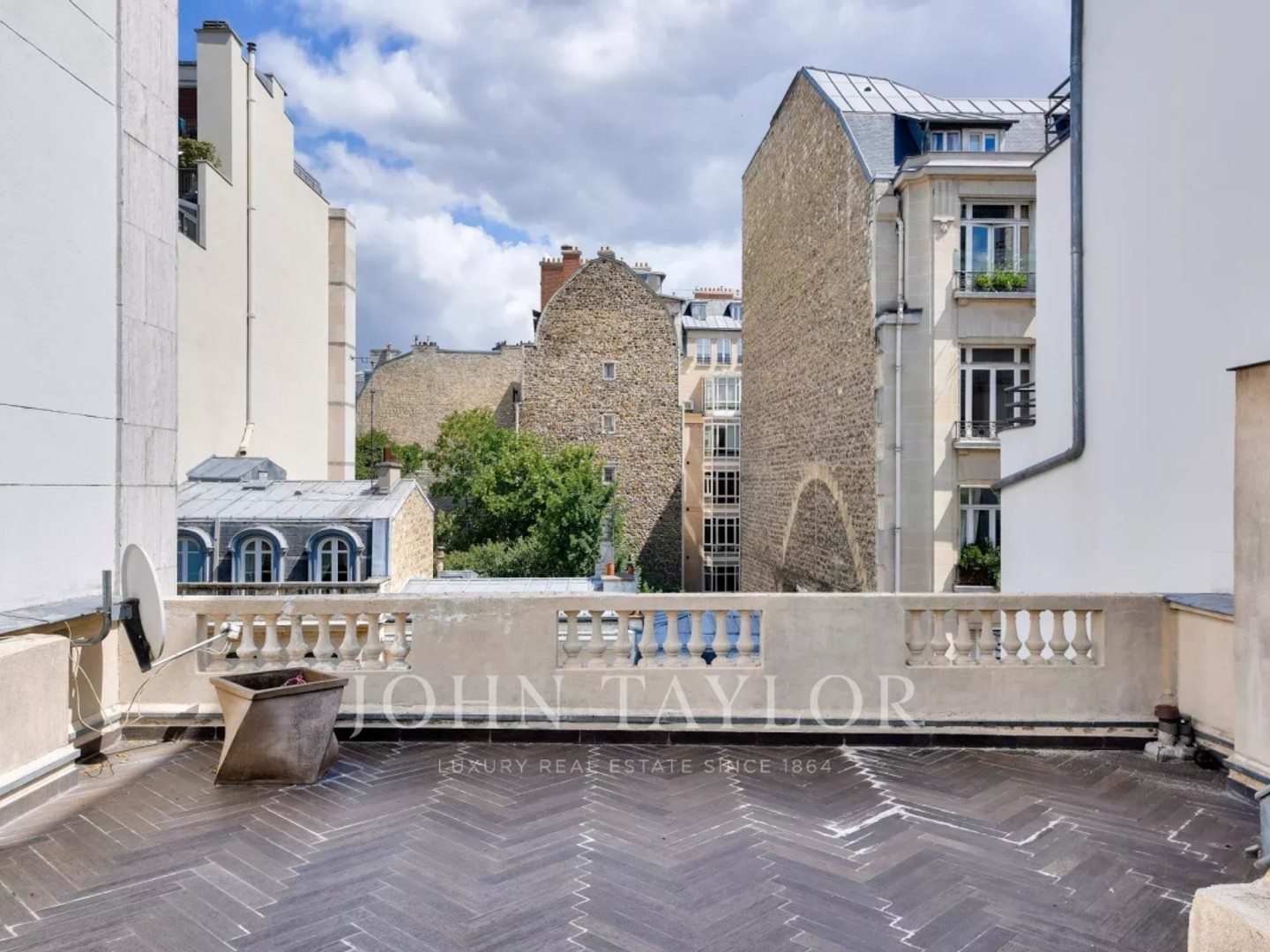 Hôtel Particulier avec jardin, terrasses et rooftop