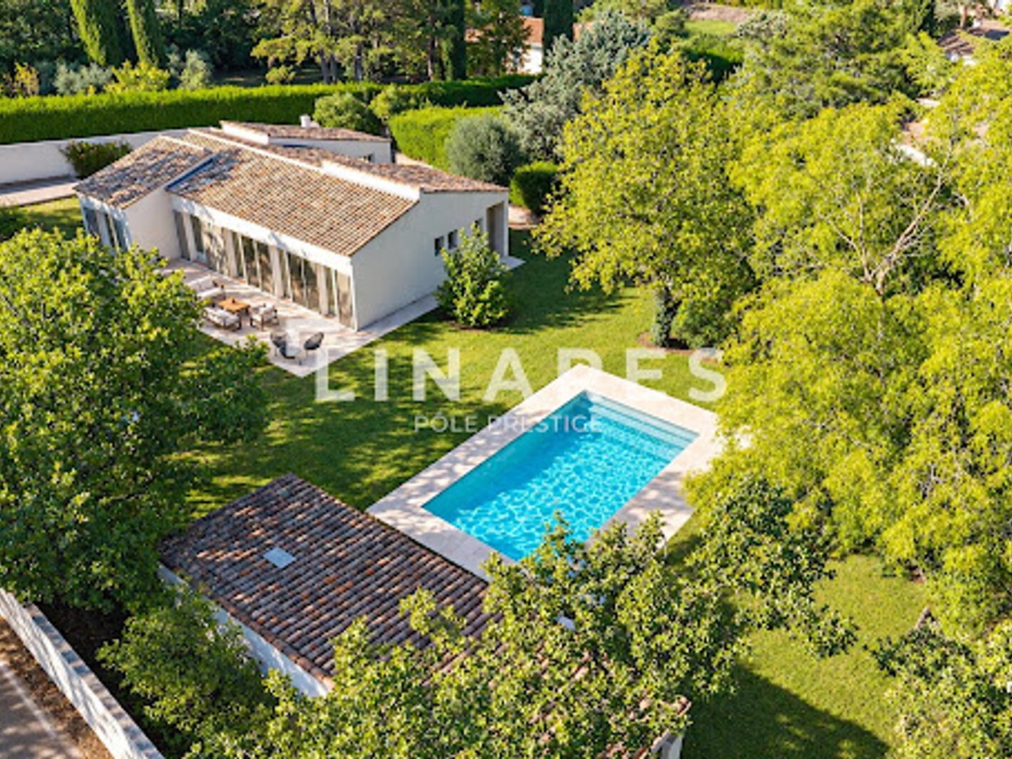 Maison à vendre - 6 pièces - 125m2 - Aix-En-Provence (13100)