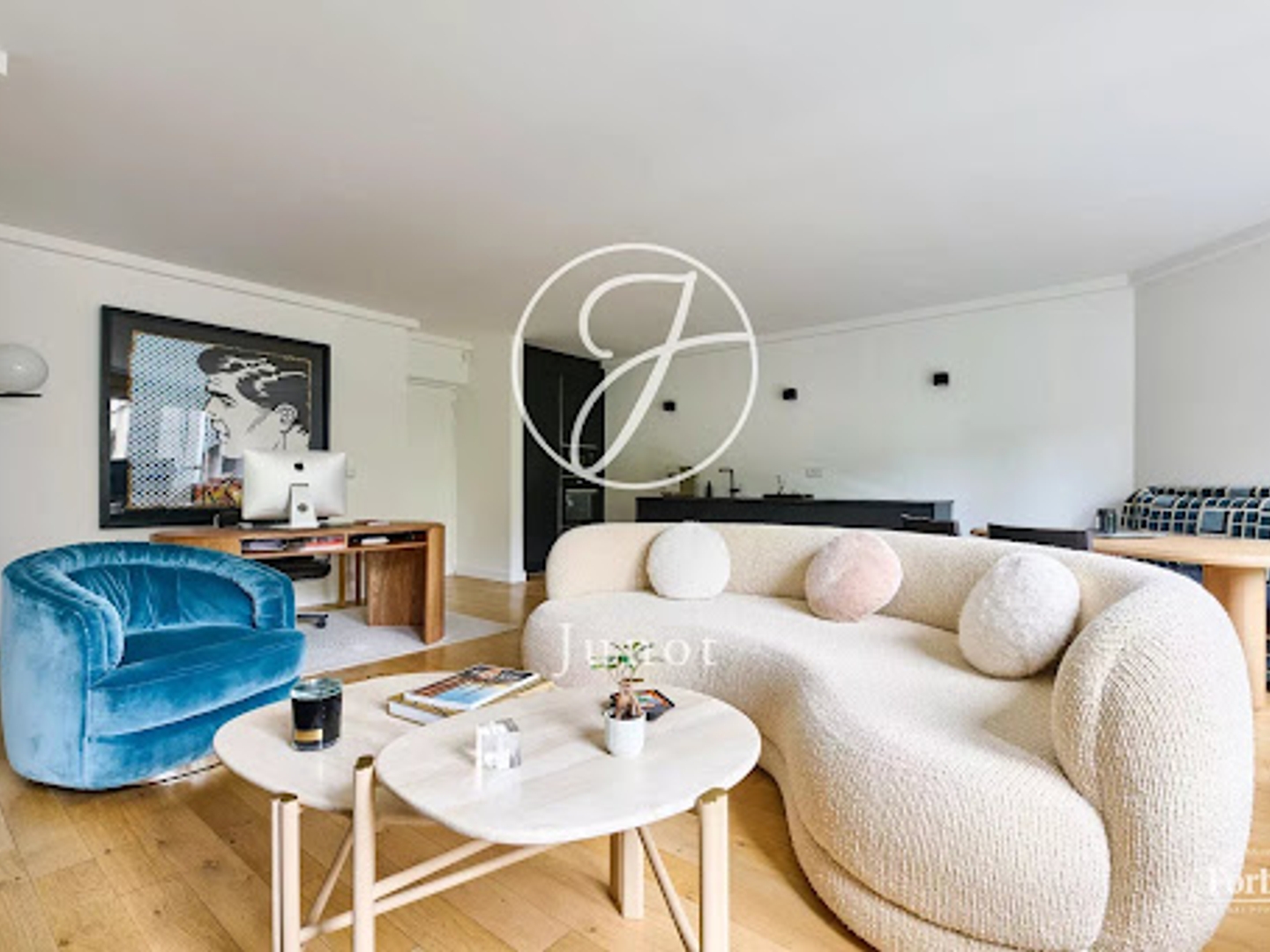 Appartement à vendre - 2 pièces - 63m2 - Paris 16e (75016)