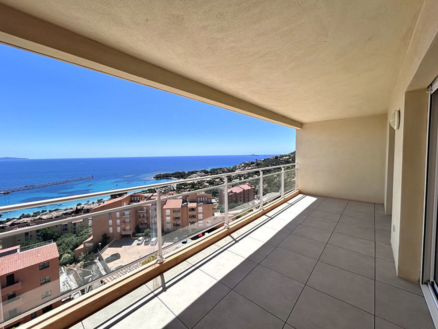 A VENDRE APPARTEMENT TYPE 4 - 20 000 AJACCIO - DUPLEX SANGUINAIRES LE PANORAMIQUE