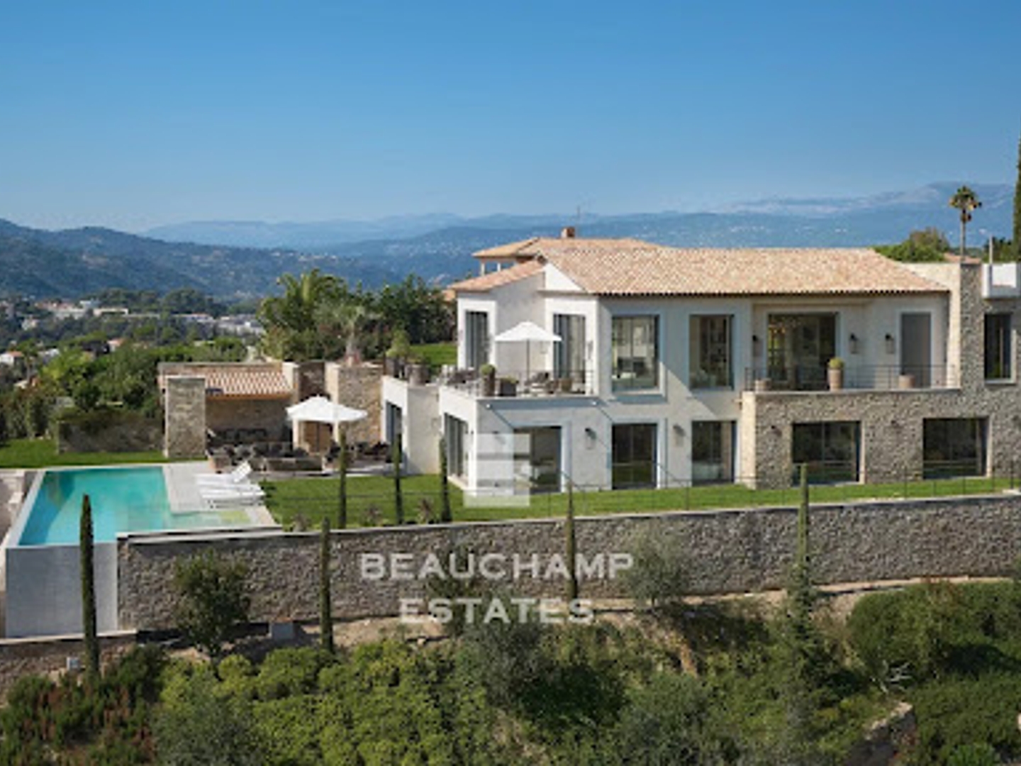 Maison à vendre - 7 pièces - 447m2 - Cannes (06400)