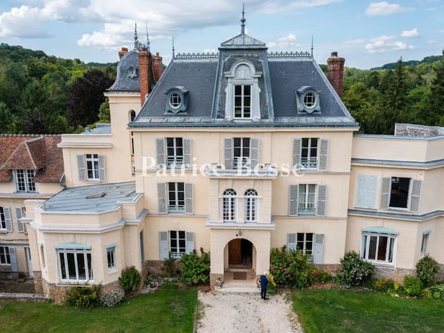 Maison 20 pièces 700 m²