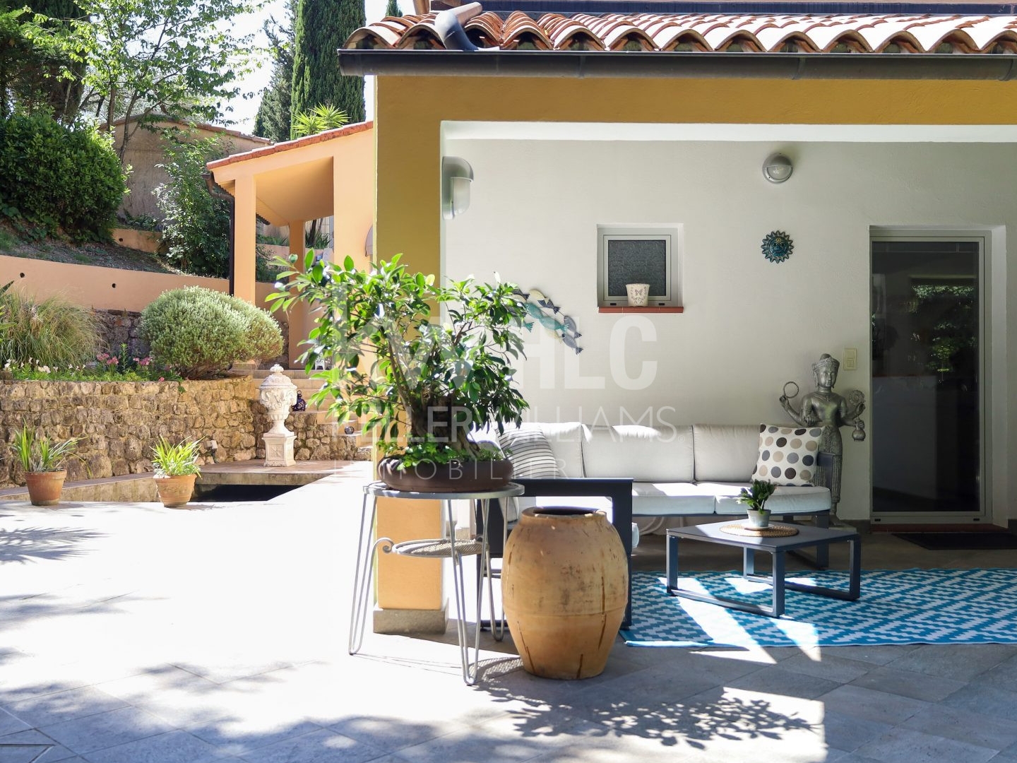 Maison à vendre - 6 pièces - 204m2 - Castellar (06500)