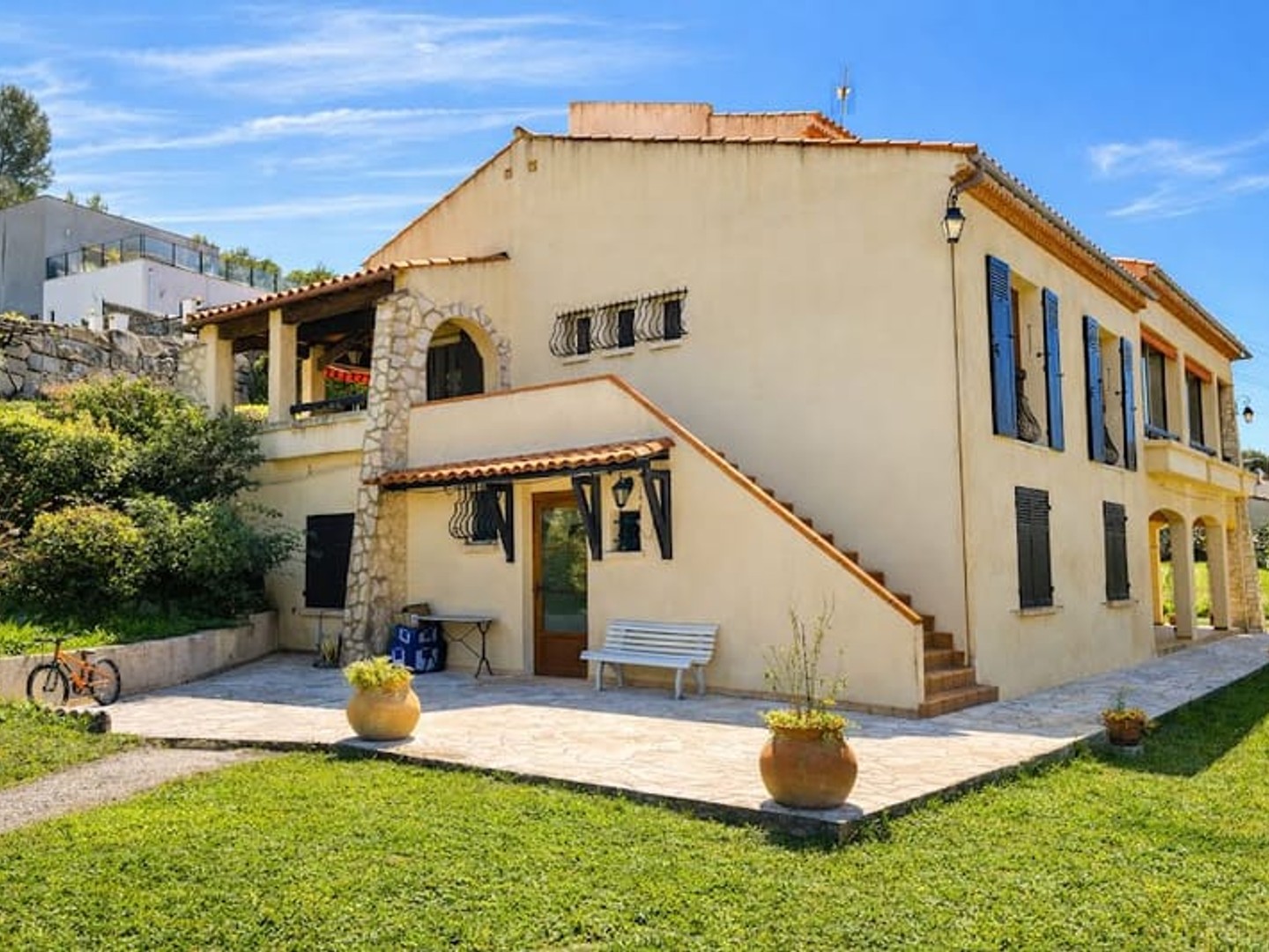 Maison à vendre - 9 pièces - 295m2 - Marseille 11e (13011)