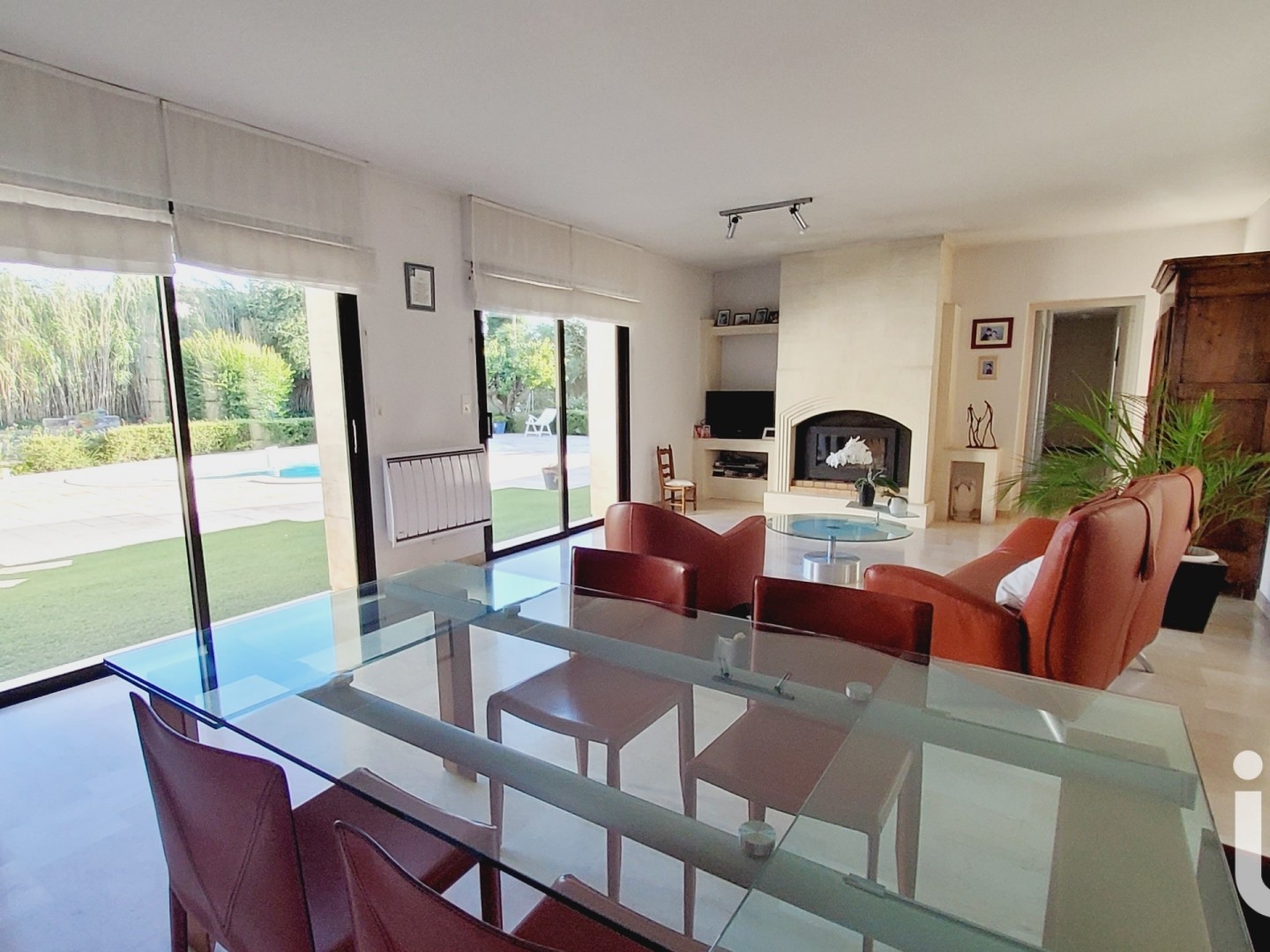 Maison à vendre - 6 pièces - 179m2 - Beaucaire (30300)