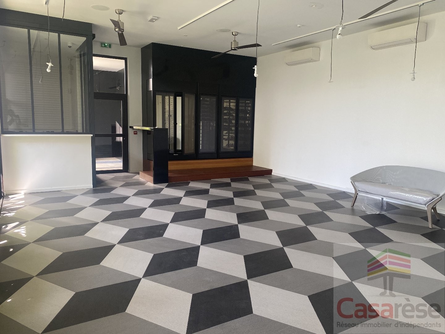 Bureaux à vendre - 8 pièces - 280m2 - Saint Denis (97400)