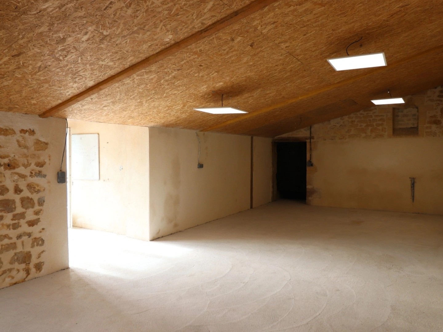 Magasin à vendre - 5 pièces - 175m2 - Rochefort (17300)