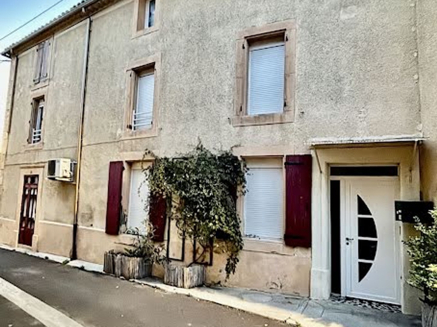 Maison à vendre - 6 pièces - 184m2 - Roubia (11200)