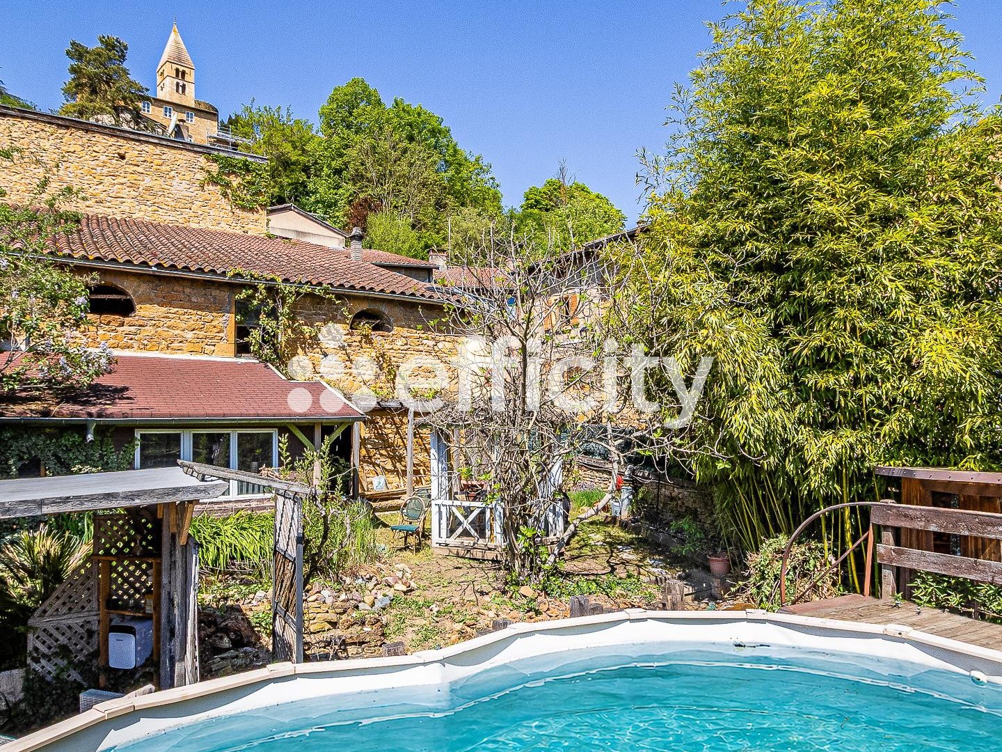 Maison à vendre - 1 pièce - 140m2 - Châtillon (69380)