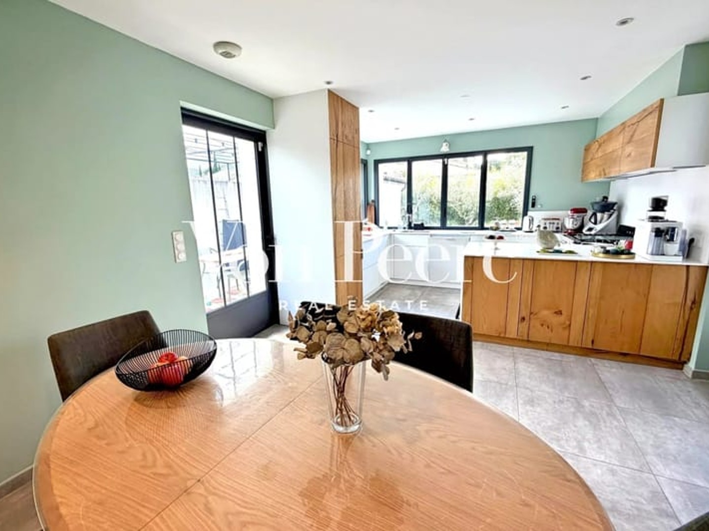 Maison à vendre - 5 pièces - 163m2 - Saint-Rémy-De-Pro... (13210)