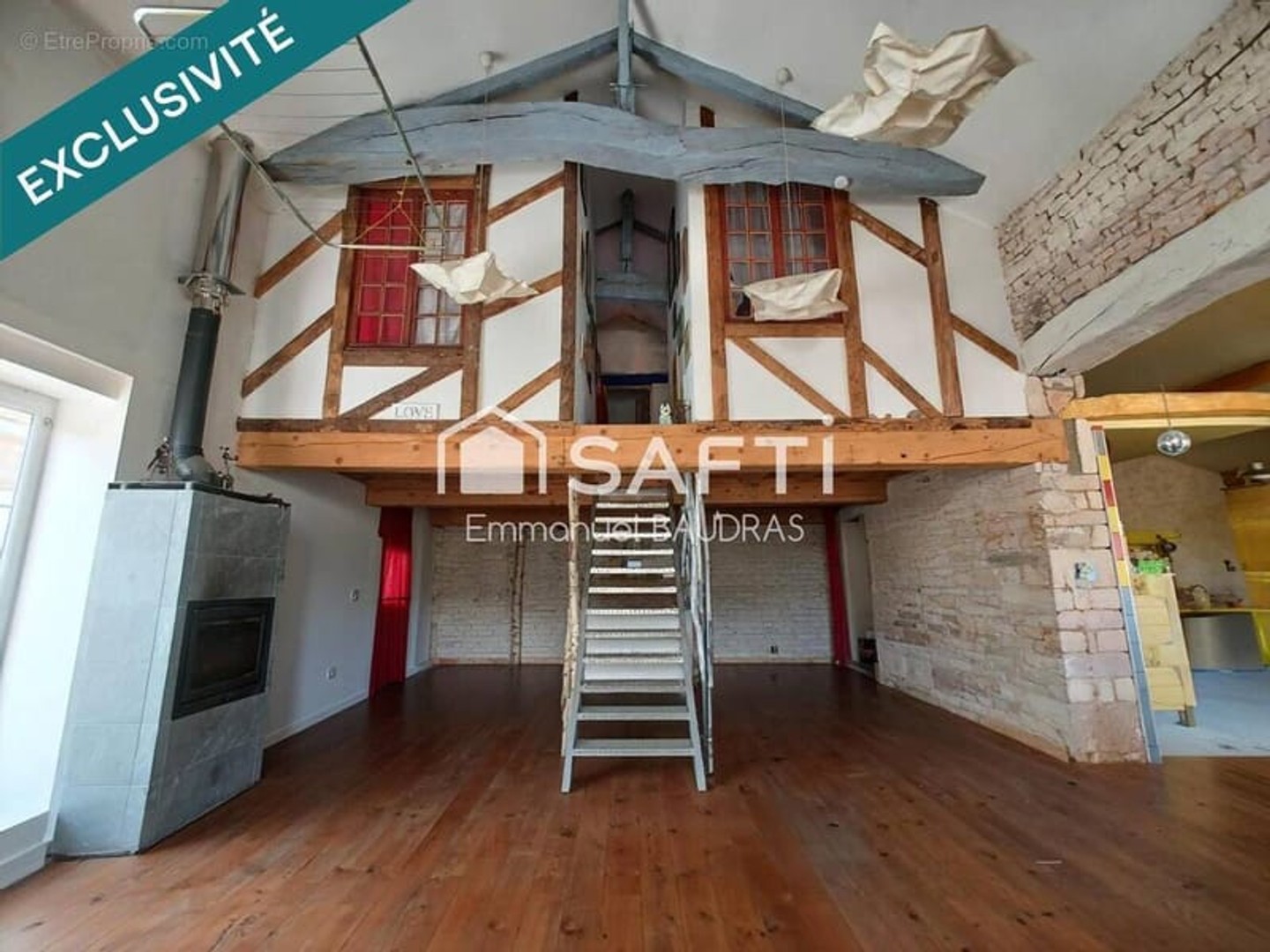 Magasin à vendre - 6 pièces - 189m2 - Lugny (71260)