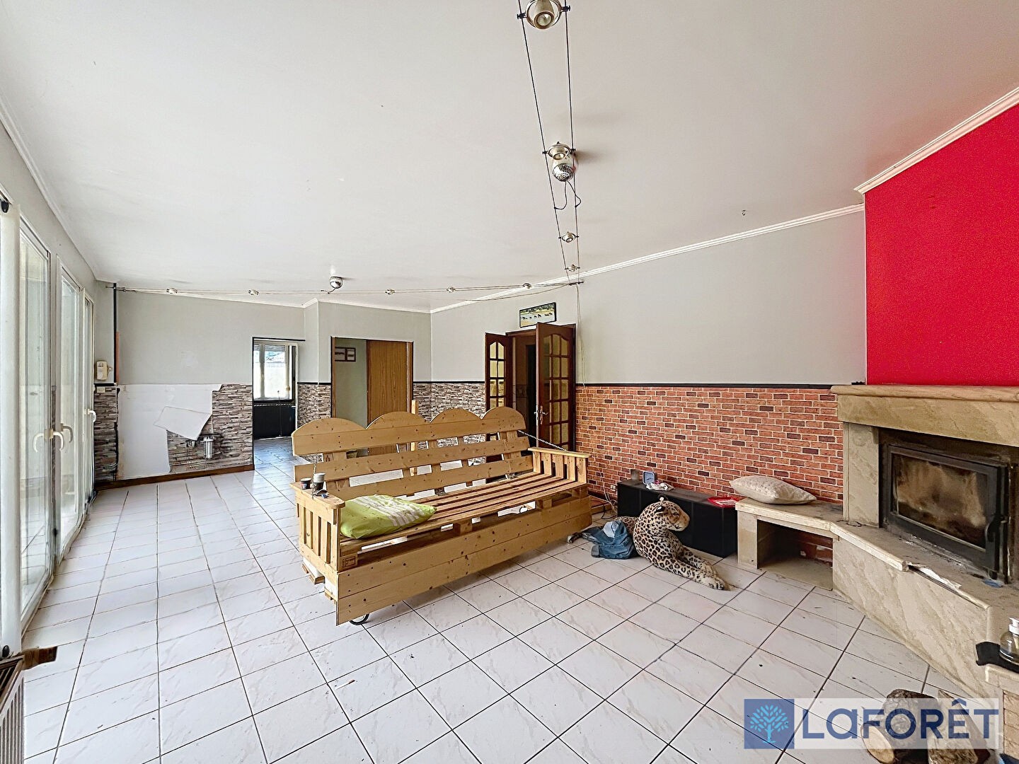 Maison à vendre - 7 pièces - 203m2 - Nogent (52800)