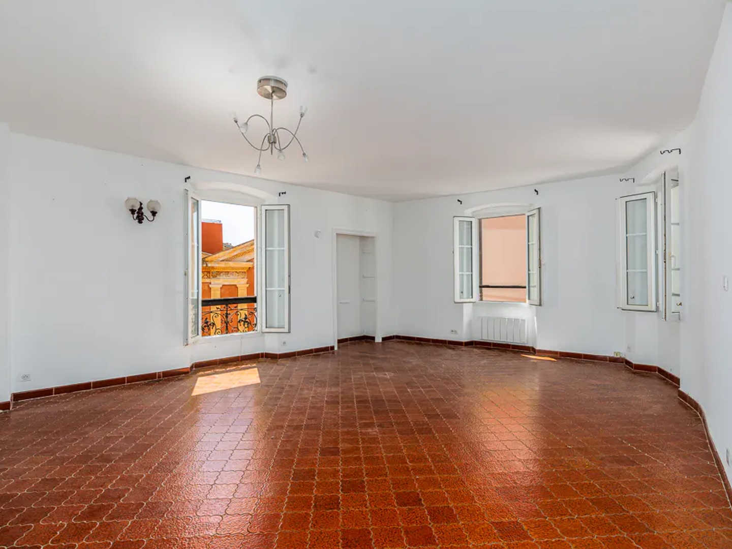Appartement à vendre - 3 pièces - 79m2 - Roquebrune-Cap-Ma... (06190)