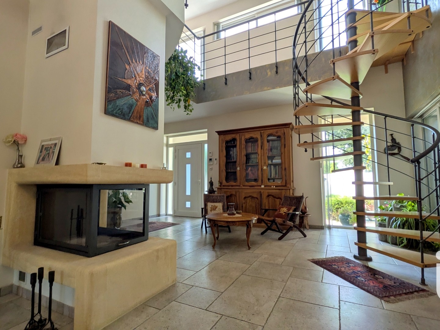 Maison à vendre - 6 pièces - 218m2 - Montélimar (26200)