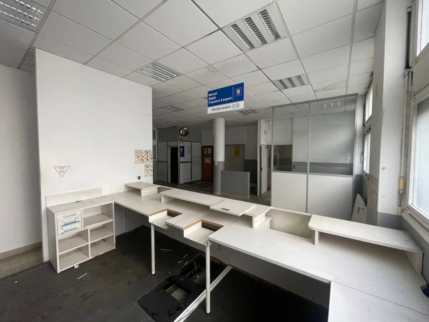 Bureaux à vendre - 2 pièces - 175m2 - Montrouge (92120)
