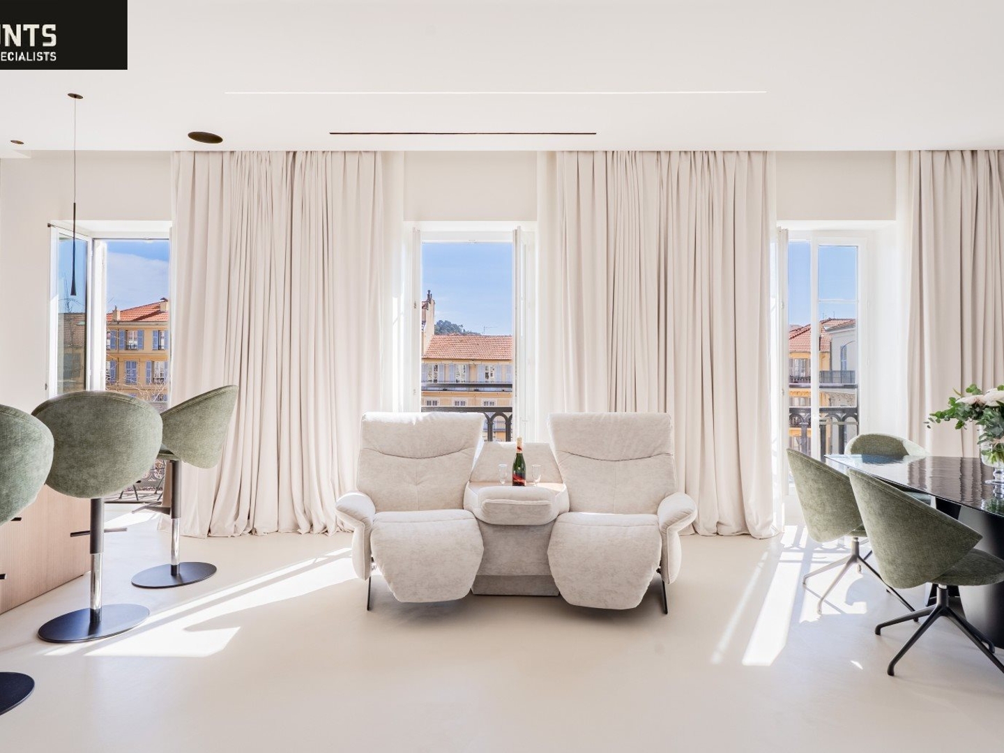 Appartement à vendre - 150m2 - Nice (06000)