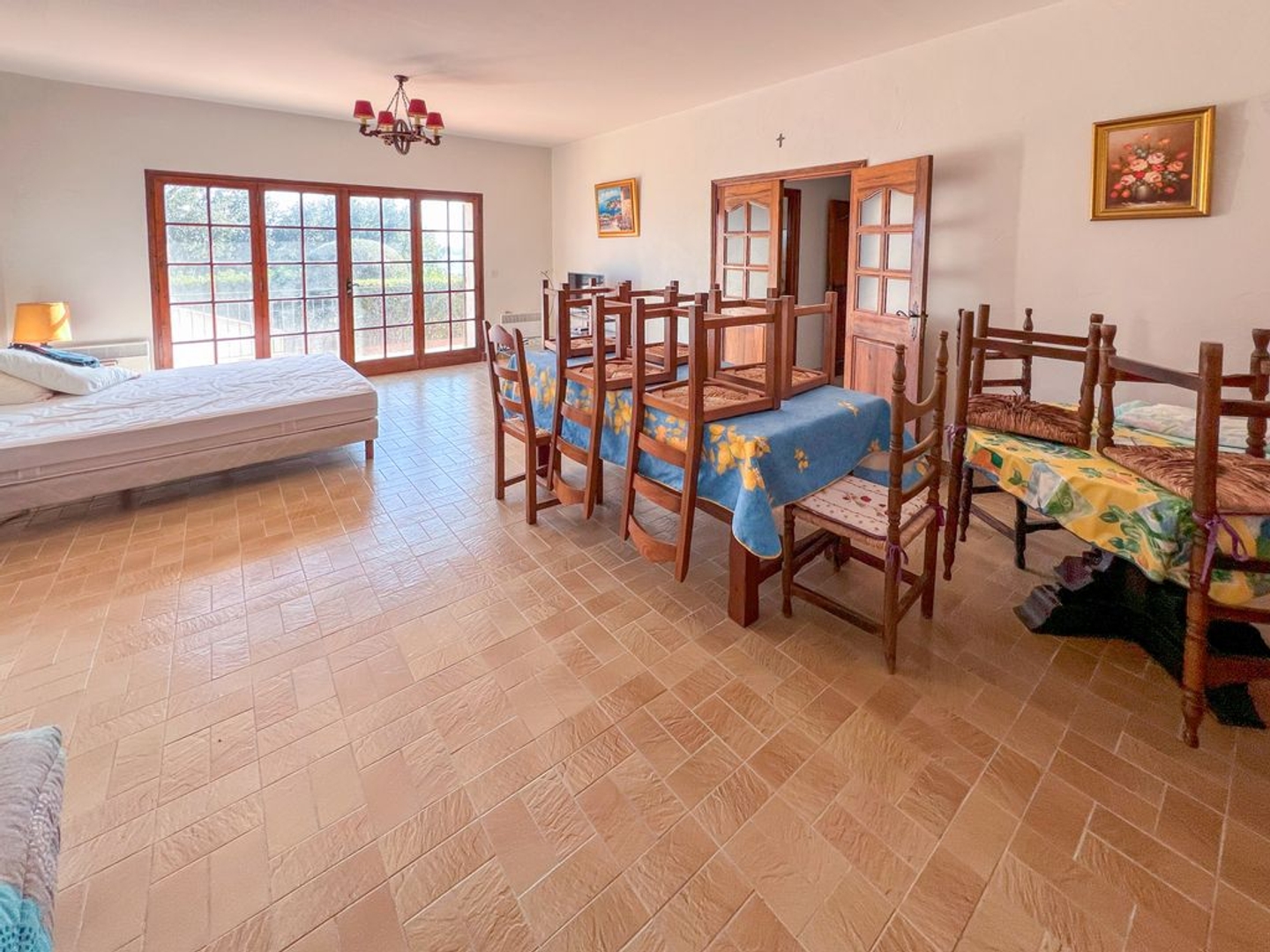 Maison à vendre - 7 pièces - 191m2 - Cavalaire-Sur-Mer (83240)