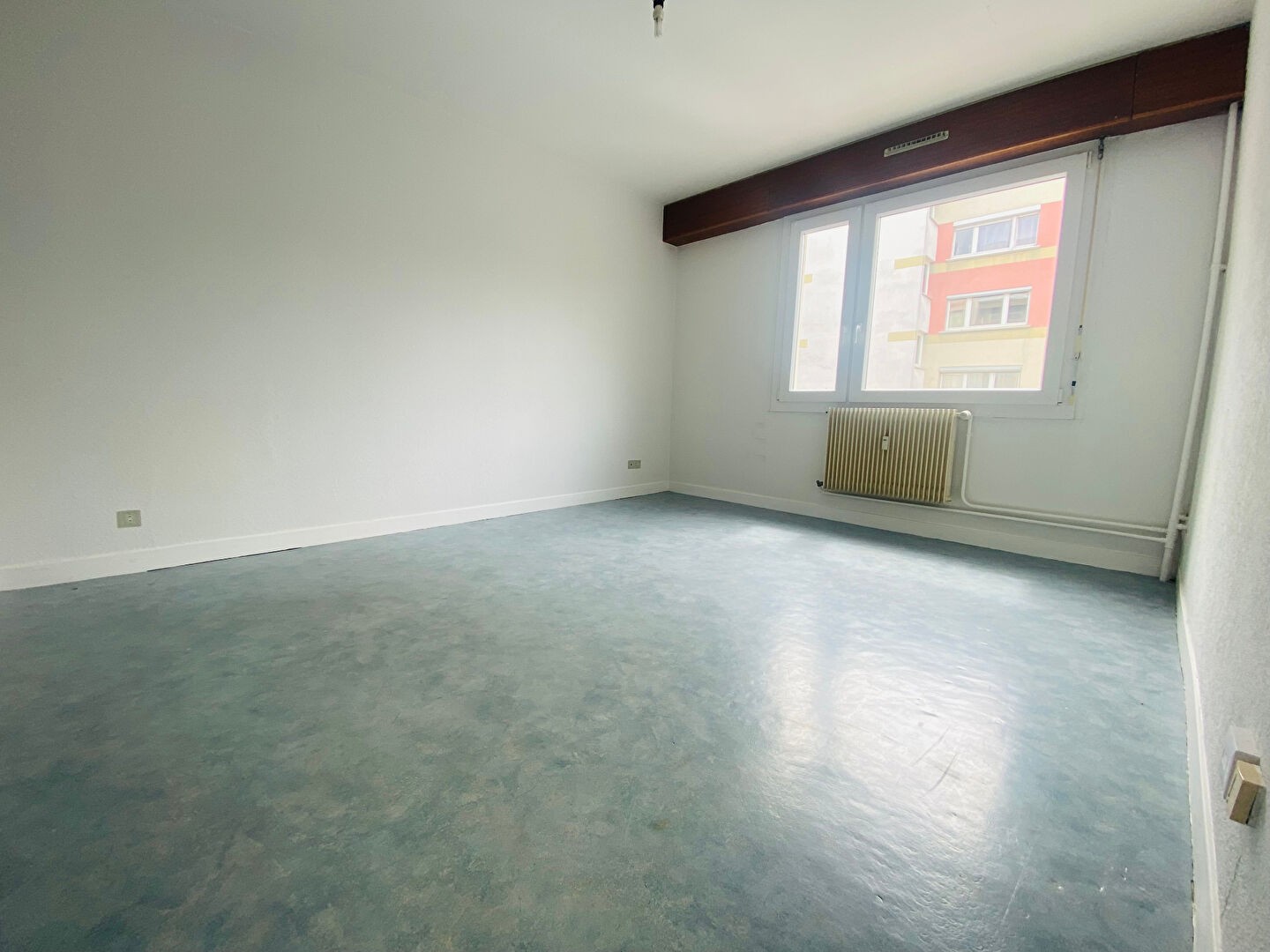Appartement à vendre - 2 pièces - 45m2 - Vandoeuvre-Lès-Nancy (54500)