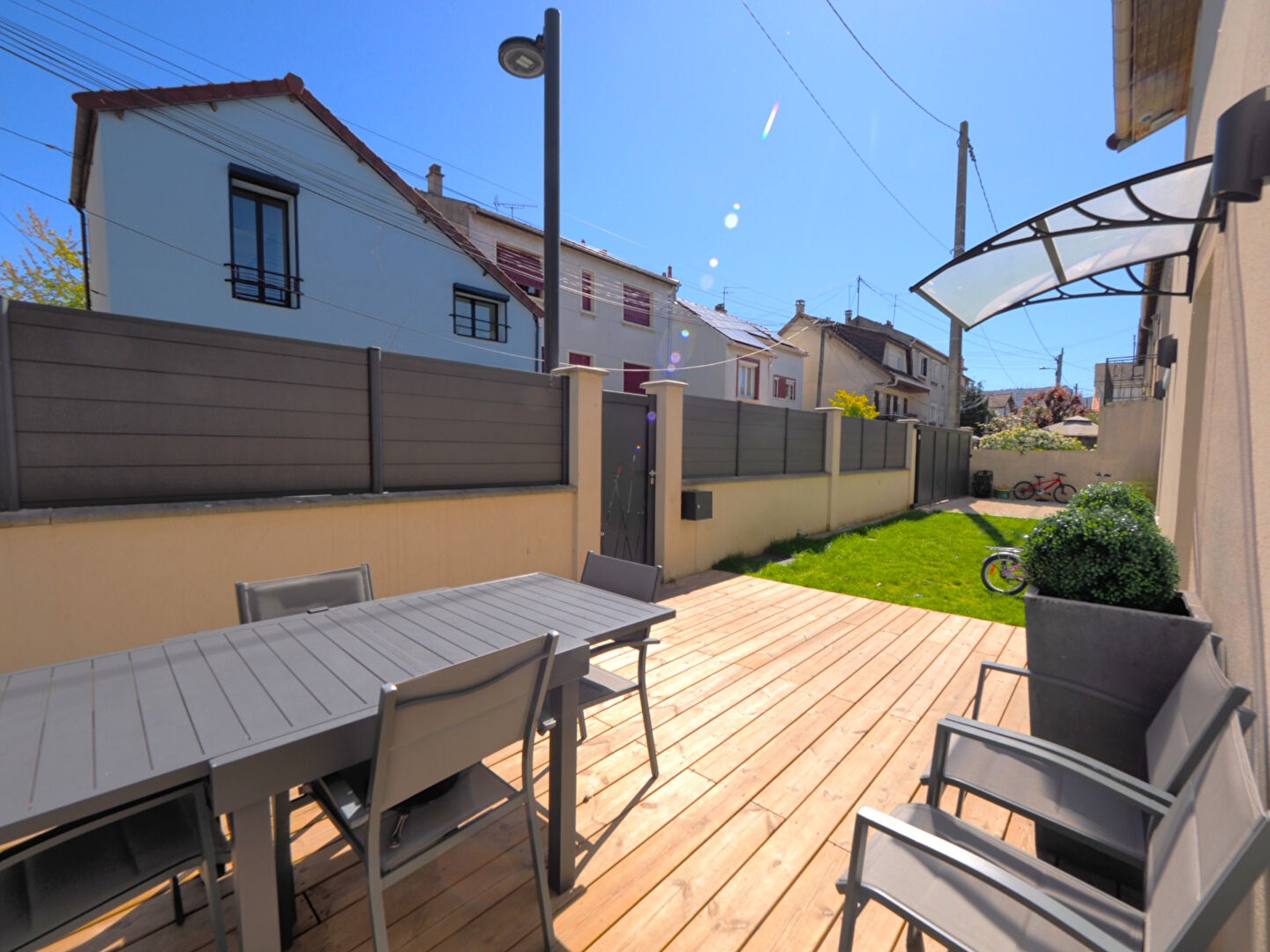 Maison à vendre - 7 pièces - 132m2 - Romainville (93230)