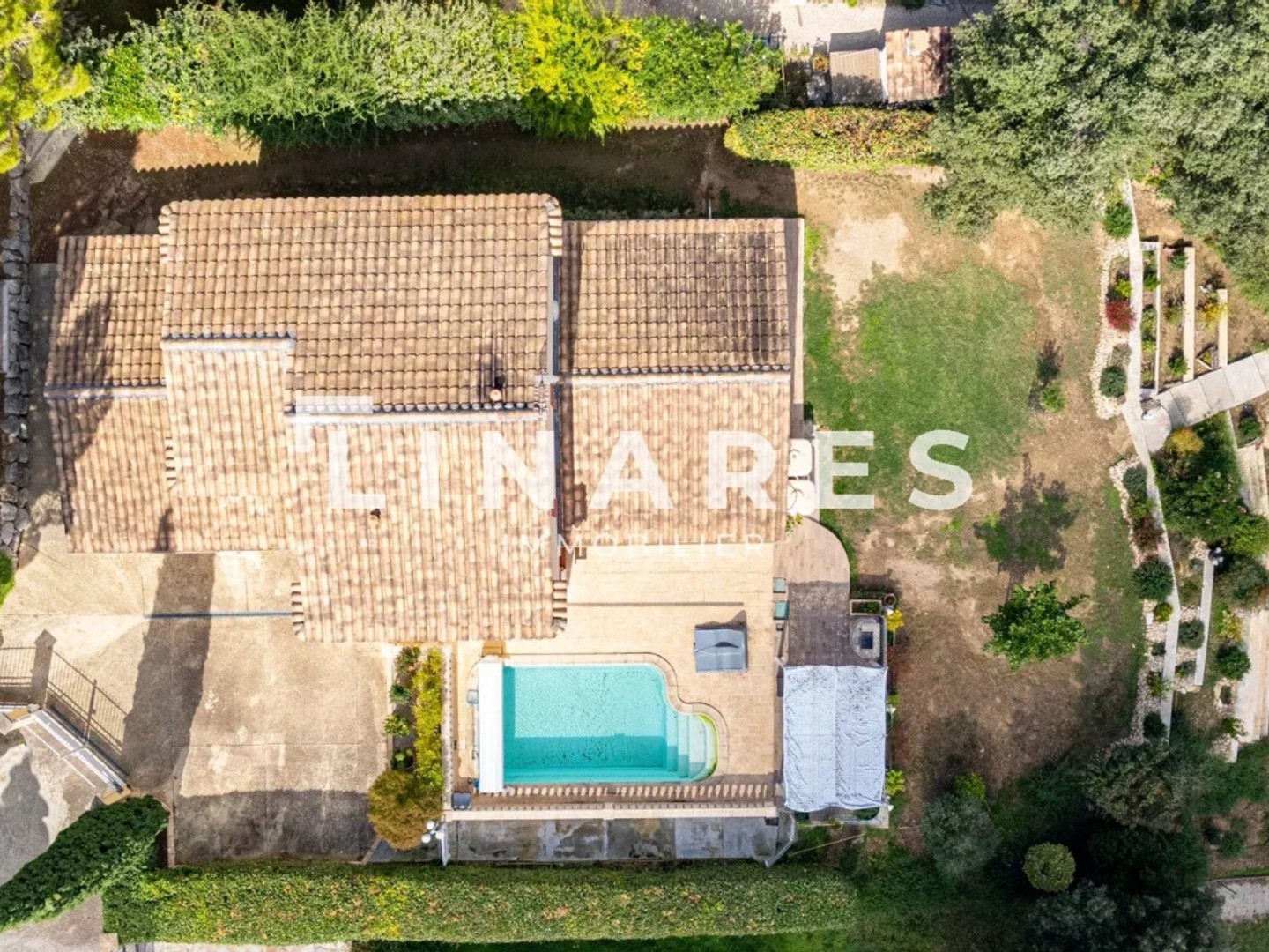 AIX EN FAMILLE - Villa T5 de 150m² - Studio de 28 M2 + Piscine +