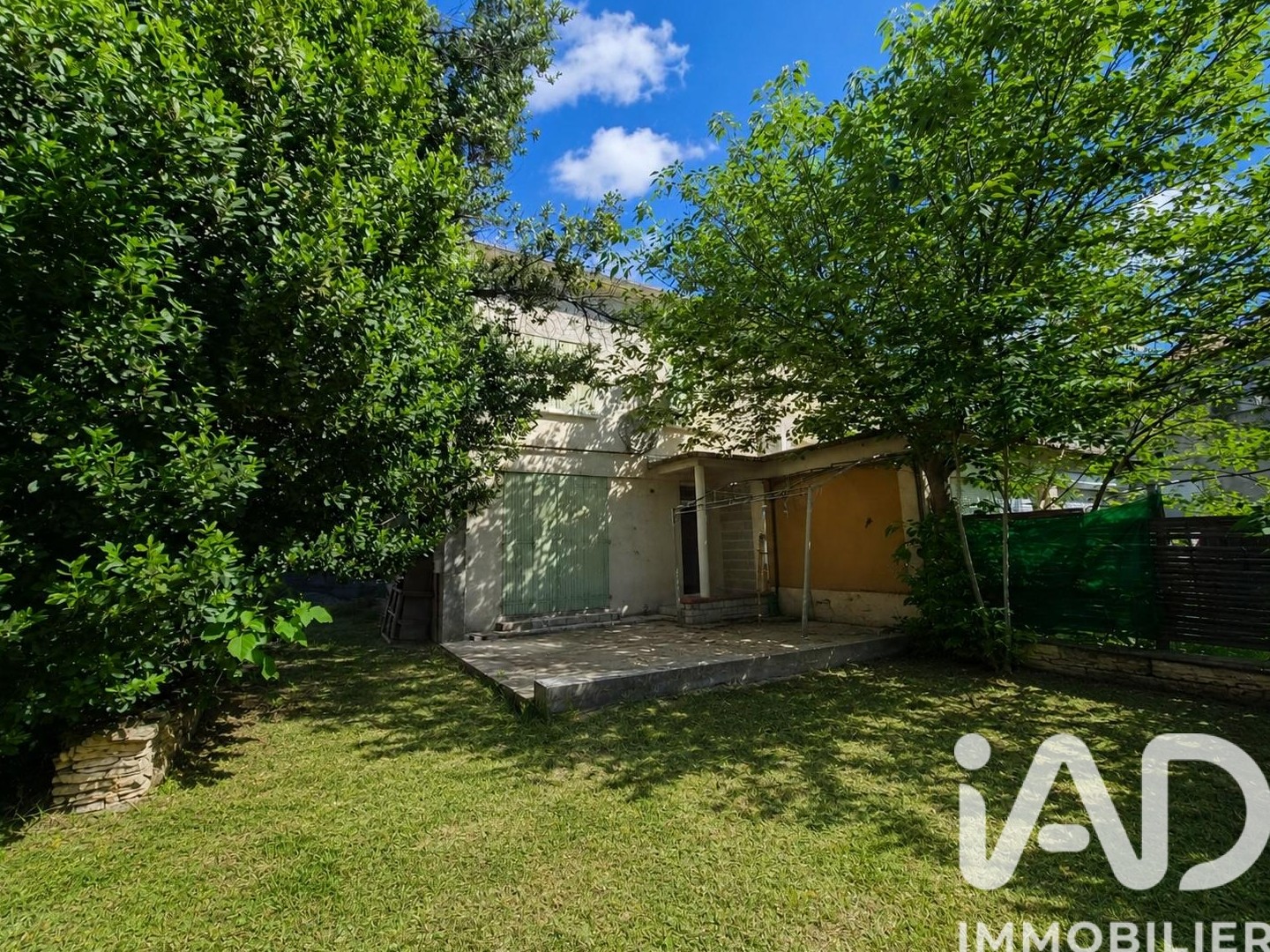 Maison à vendre - 4 pièces - 73m2 - Nîmes (30000)