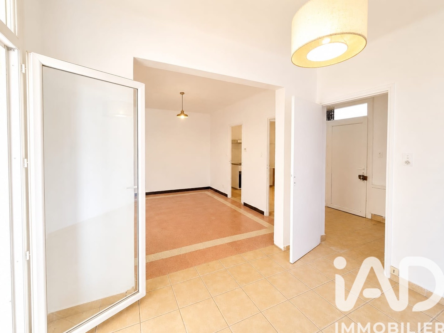 Maison à vendre - 4 pièces - 73m2 - Nîmes (30000)