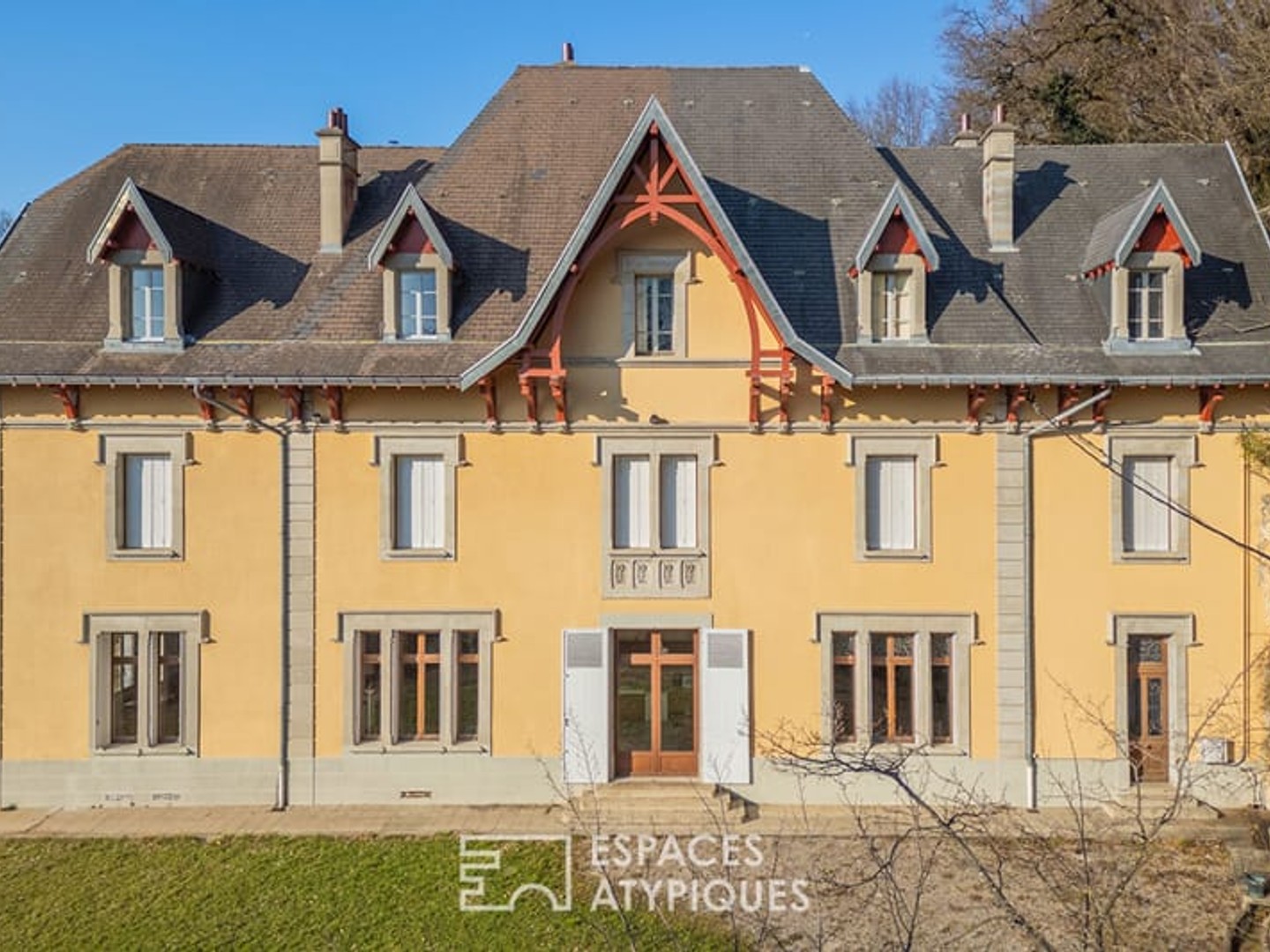 Propriété d'exception adossée à la Chartreuse et sa vue imprenable